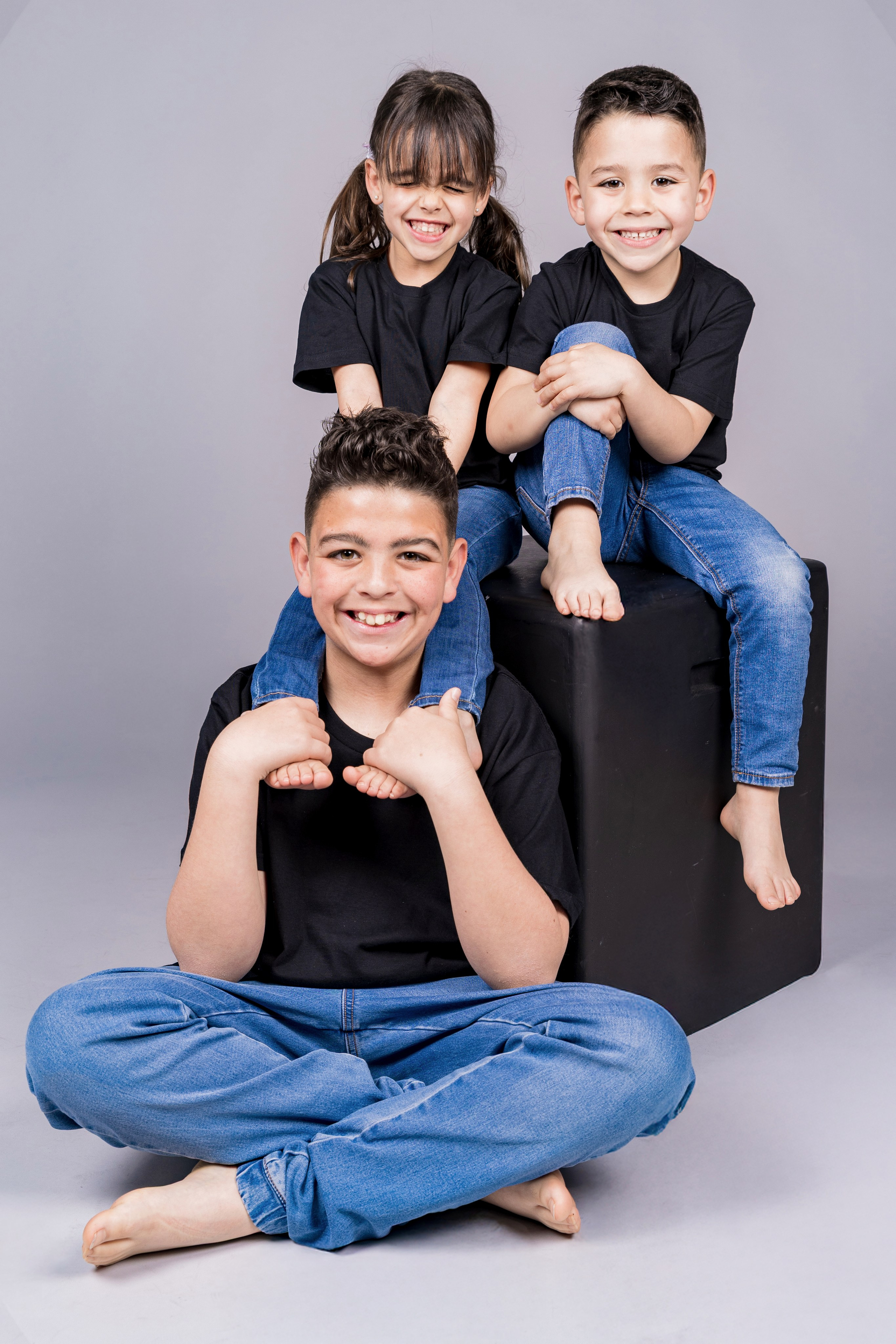 «Unscripted – Sesiones Fotográficas Únicas y Espontáneas | Rainbox». Rainbox Estudio de Fotografía