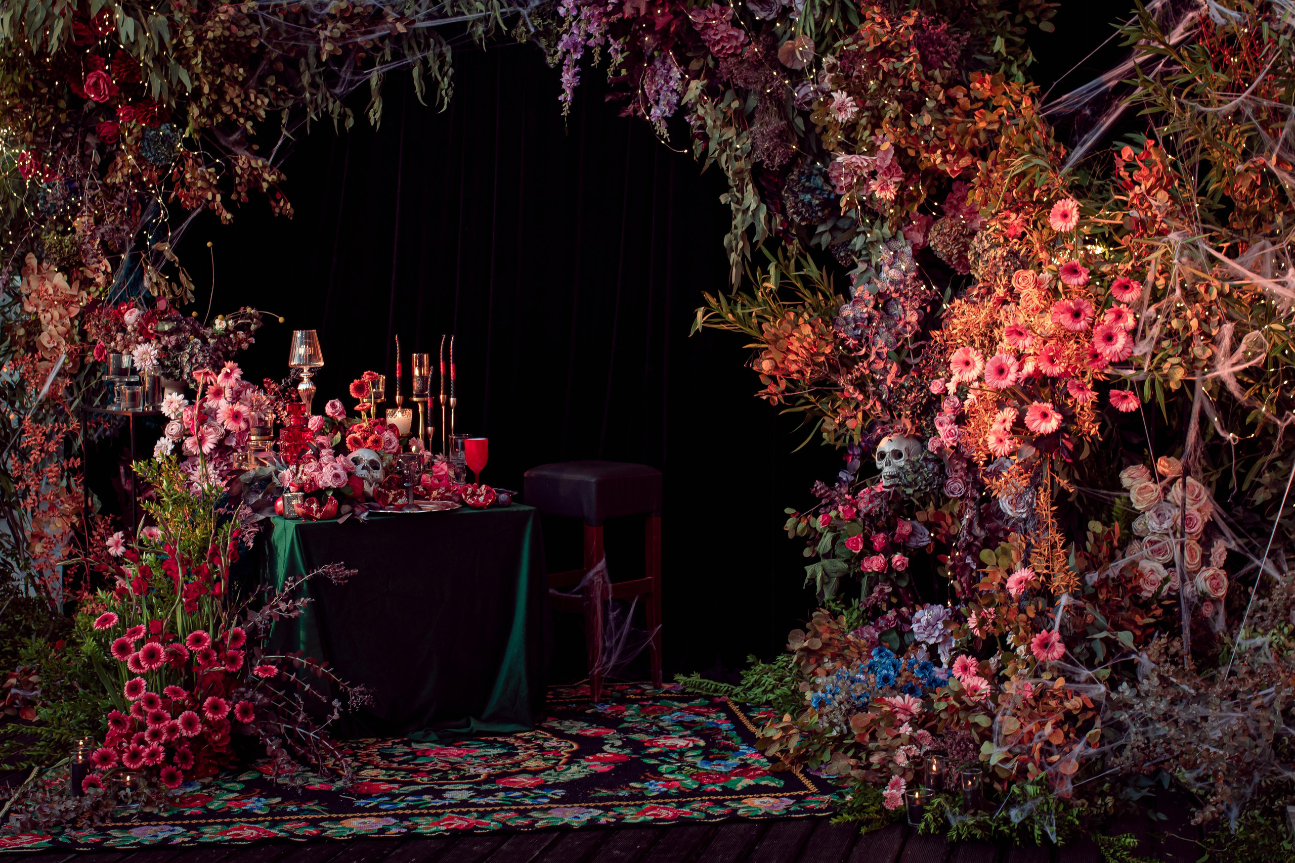 Halloween 2022. Family Photographer in Greece