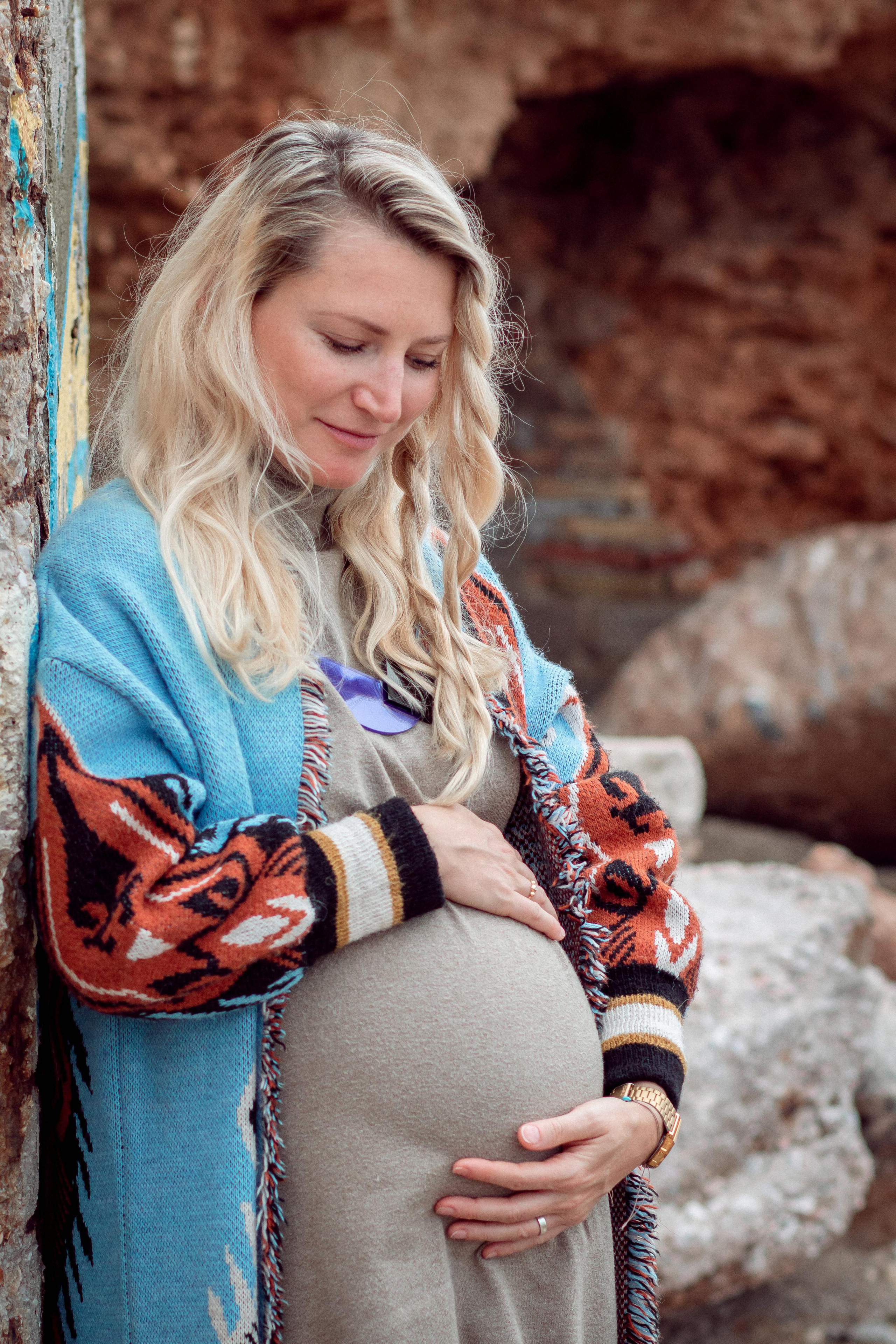 Anna’s Maternity Session. Family Photographer in Greece