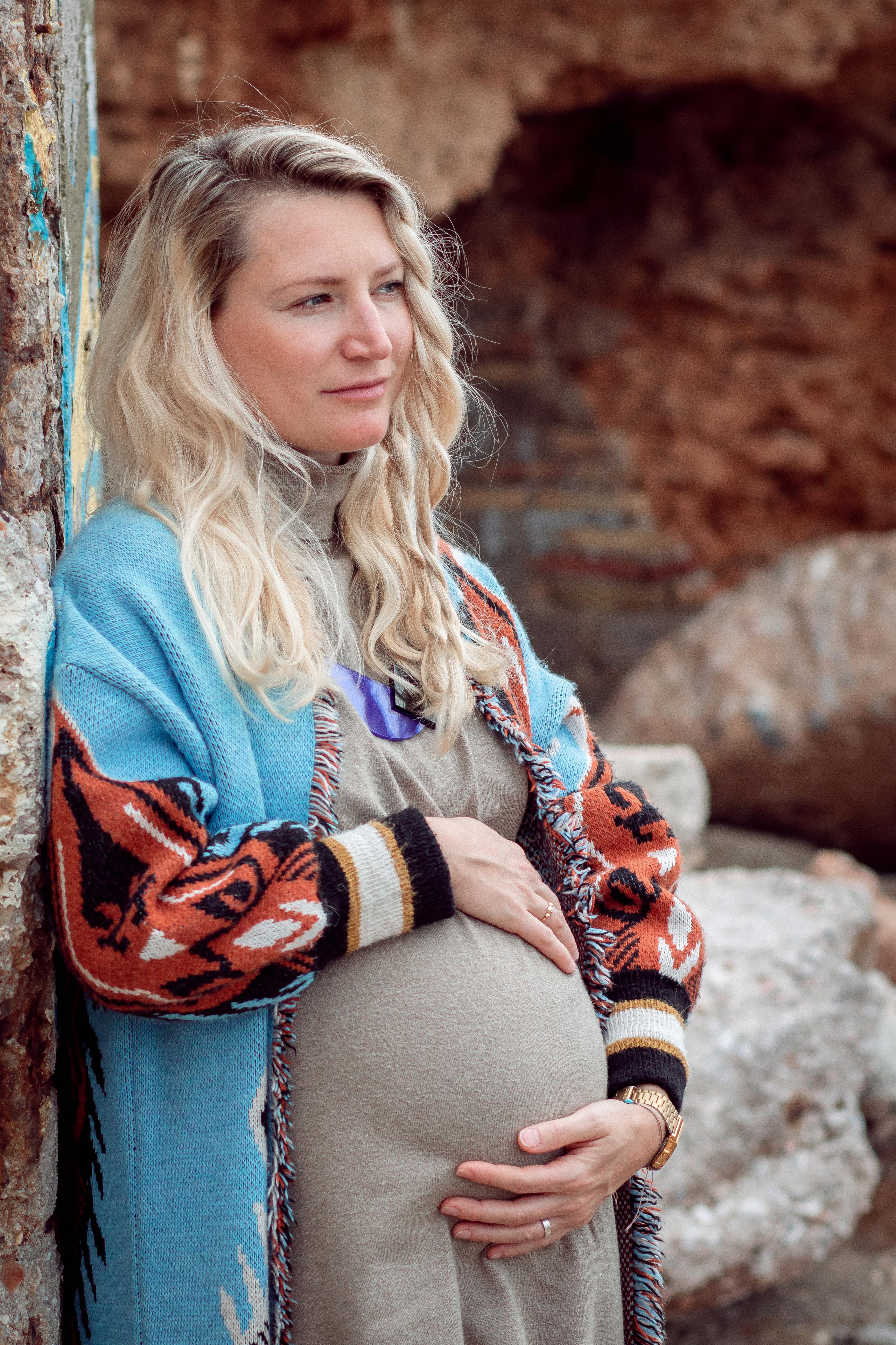 Anna’s Maternity Session. Family Photographer in Greece