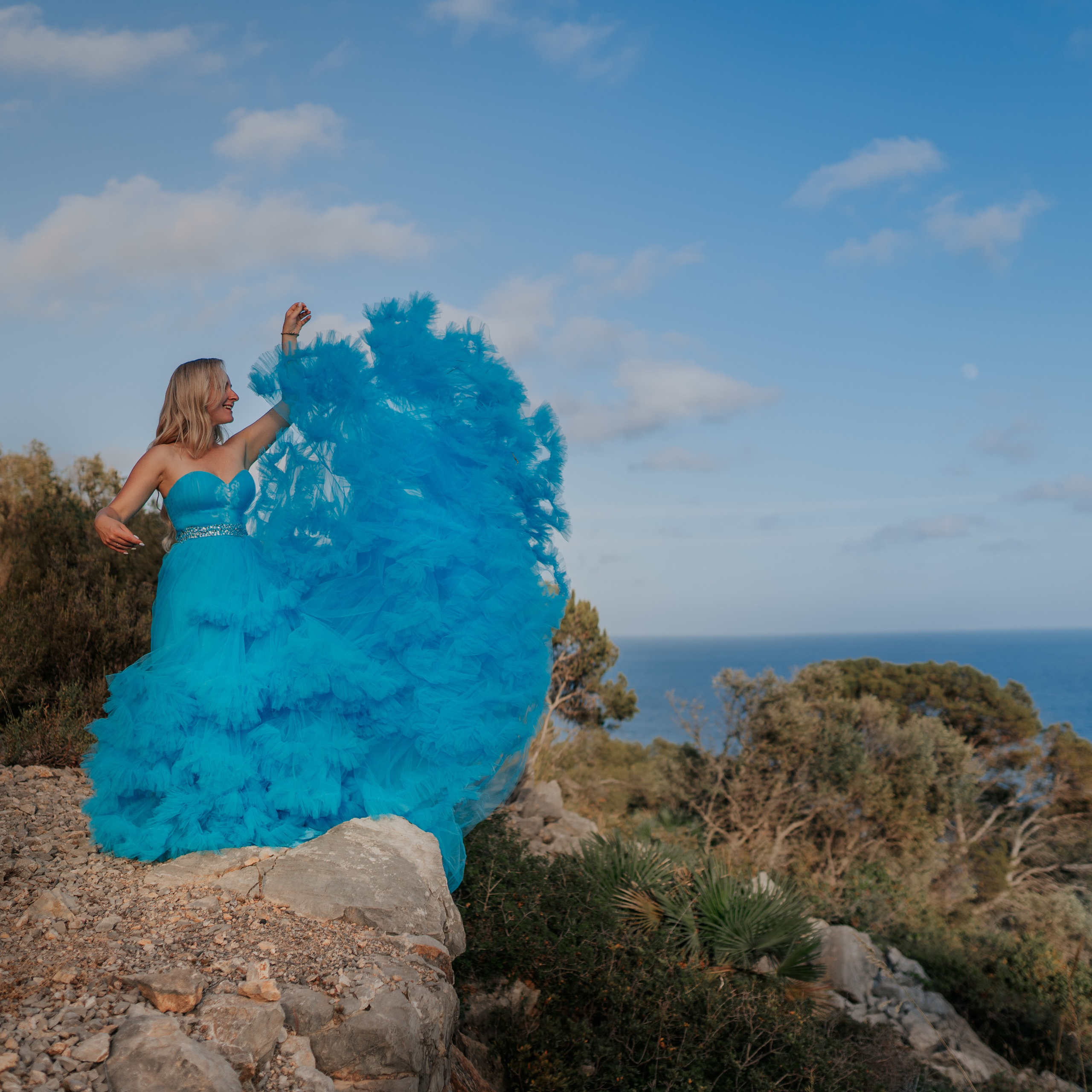 Barcelona Wow Dress Rental Luxury Photoshoot. DiaFoto — Wow Photographer in Barcelona | Premium Barcelona Photoshoot Experience