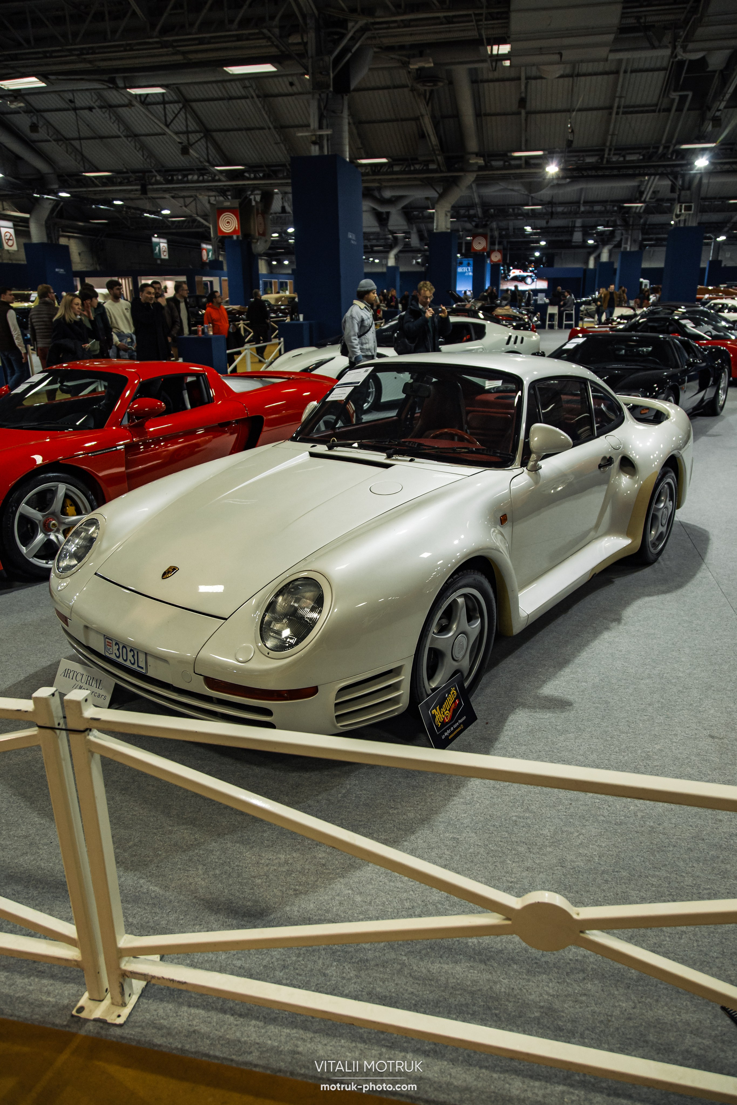 Retromobile 2023. Photographer in Paris — Vitalii Motruk