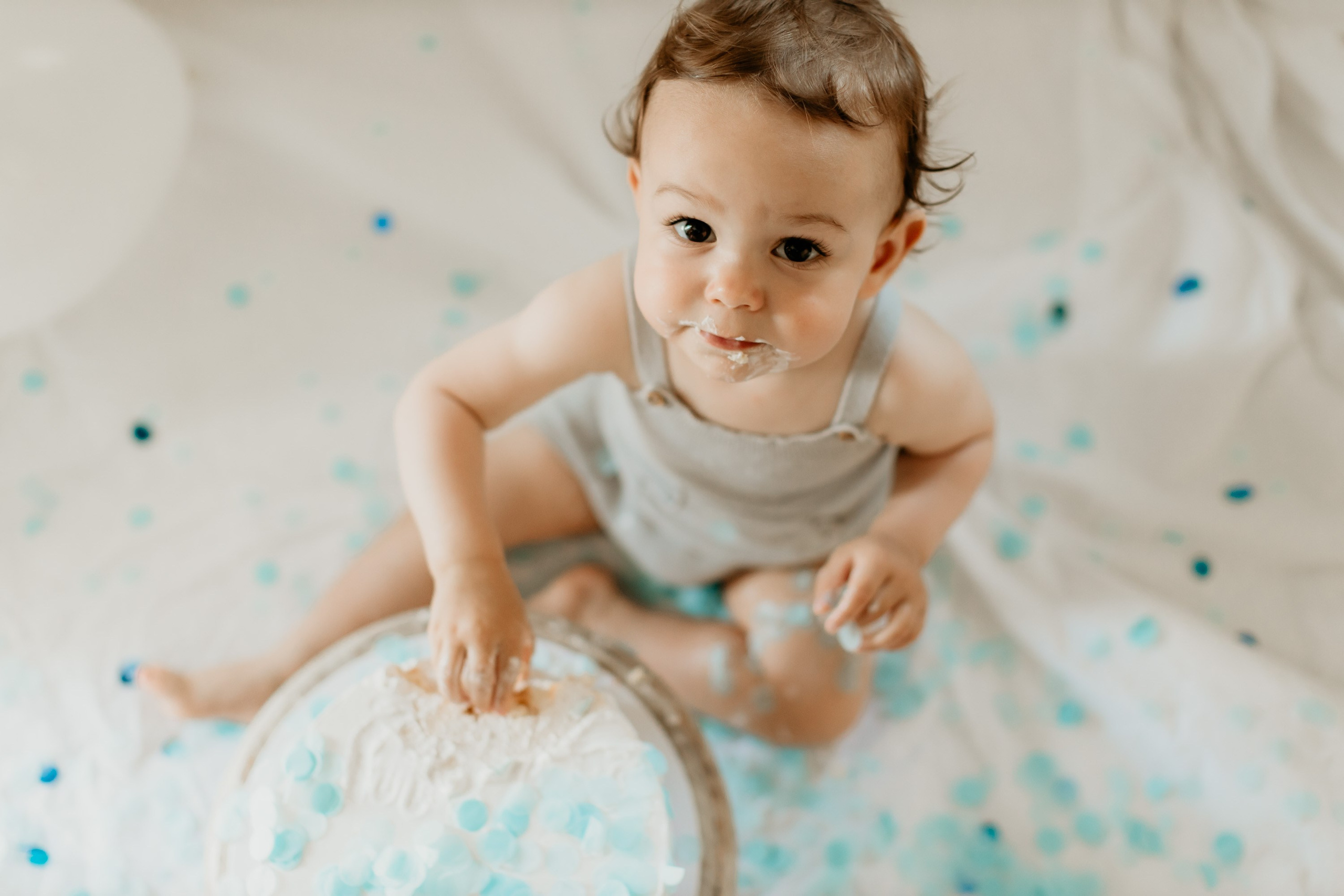 Cake Smash Session. Family and children photographer in Belgrade Milja Ciric