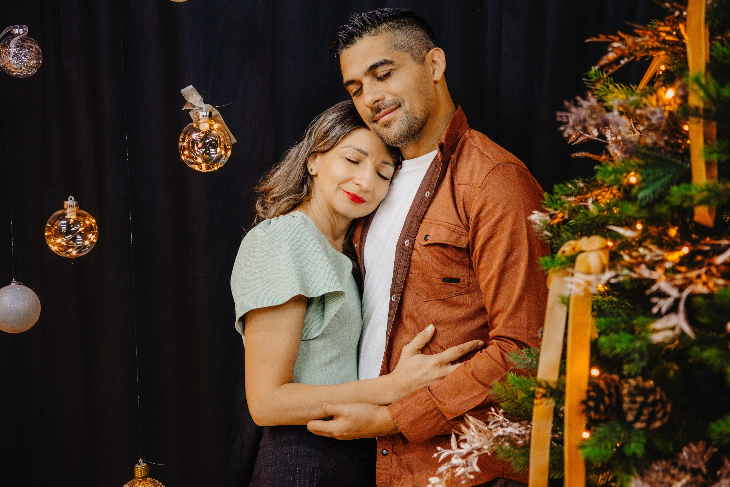 Sedinta foto Craciun Familia Belea. Fotograf și Videograf Nuntă & Evenimente | Pixtory - Constanta