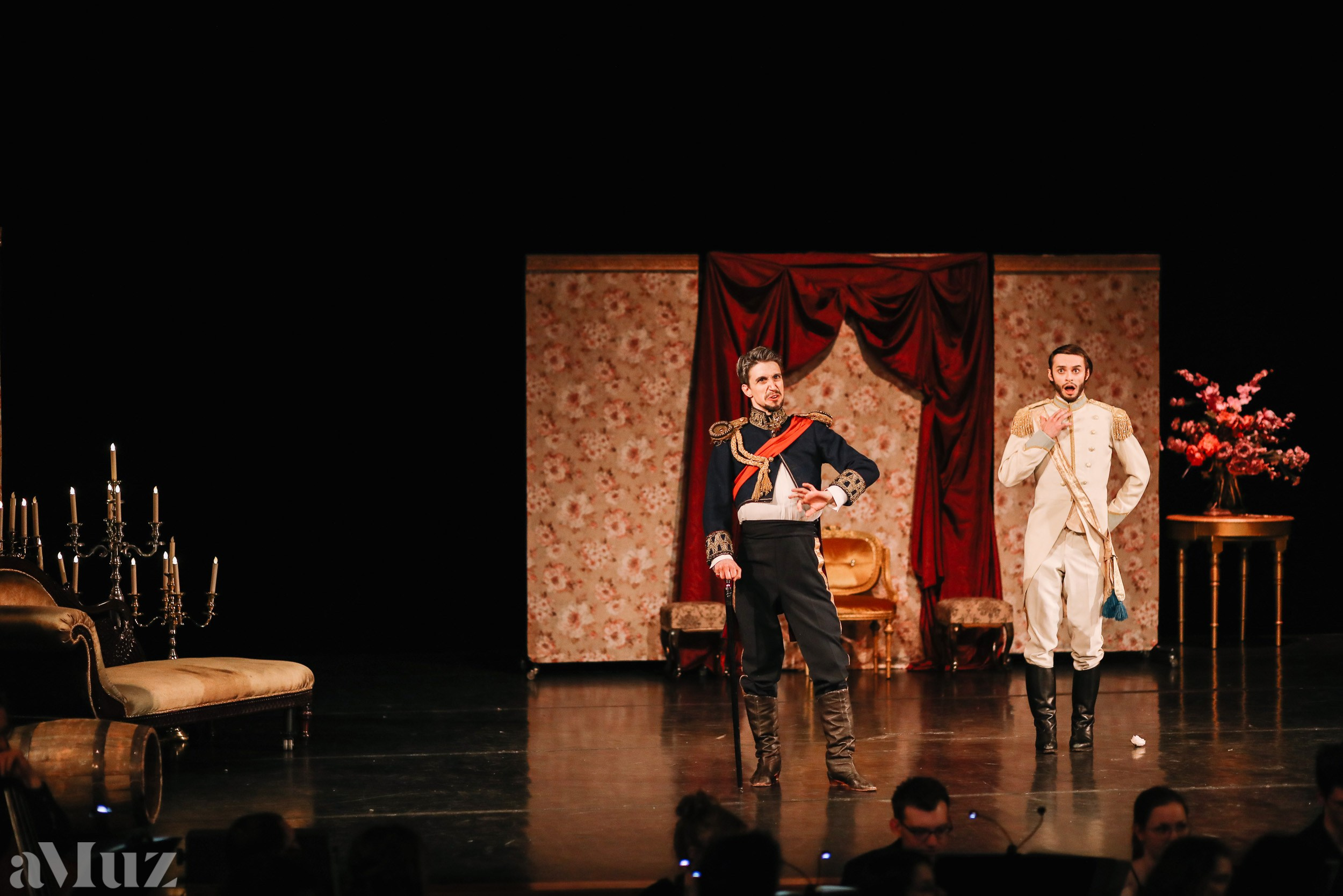 Opera Łąkowa. Fotograf Ślubny Warszawa - Sesje Biznesowe Rodzinne Eventy