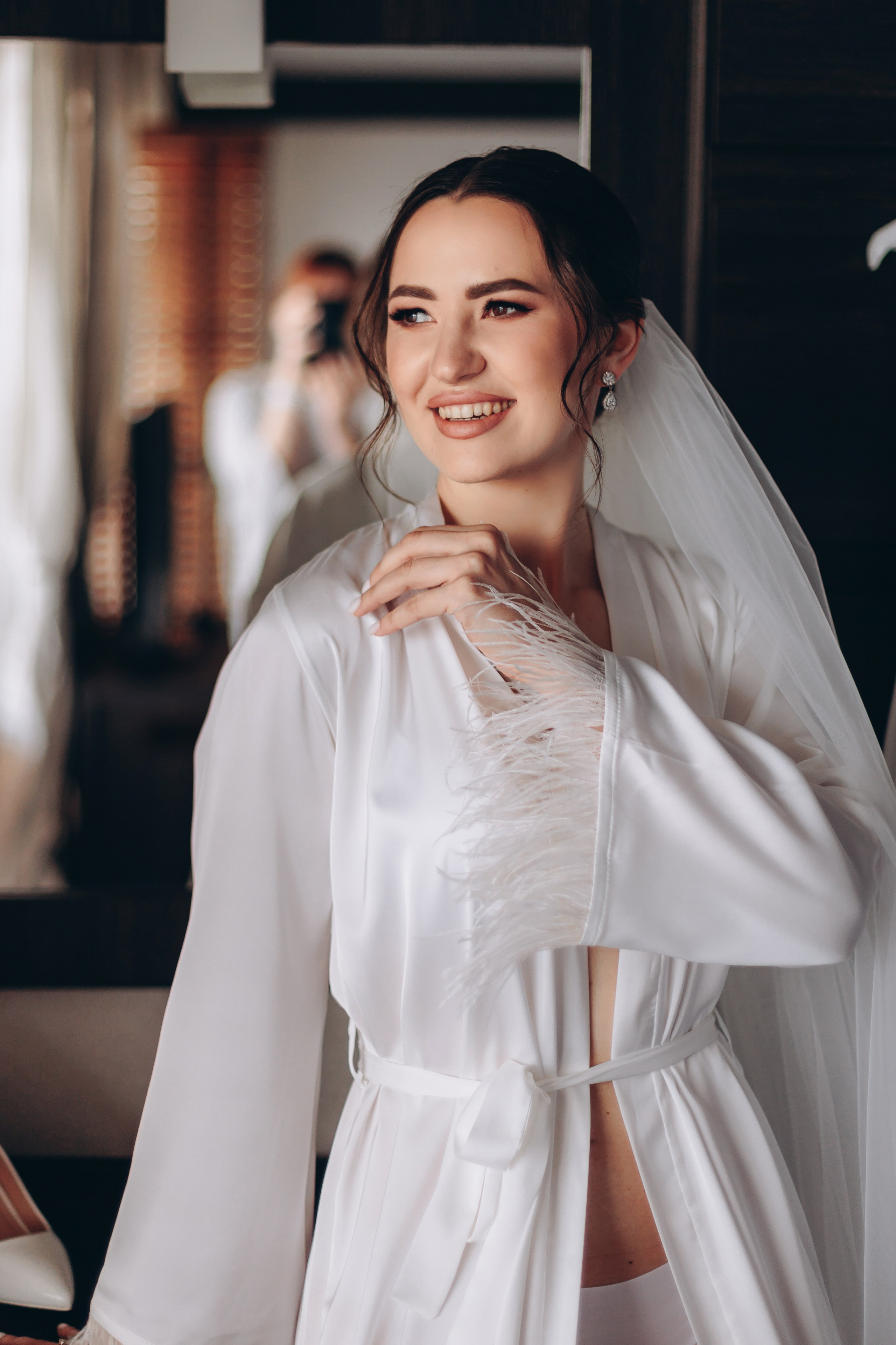 White Wedding. Wedding and Family Photograph