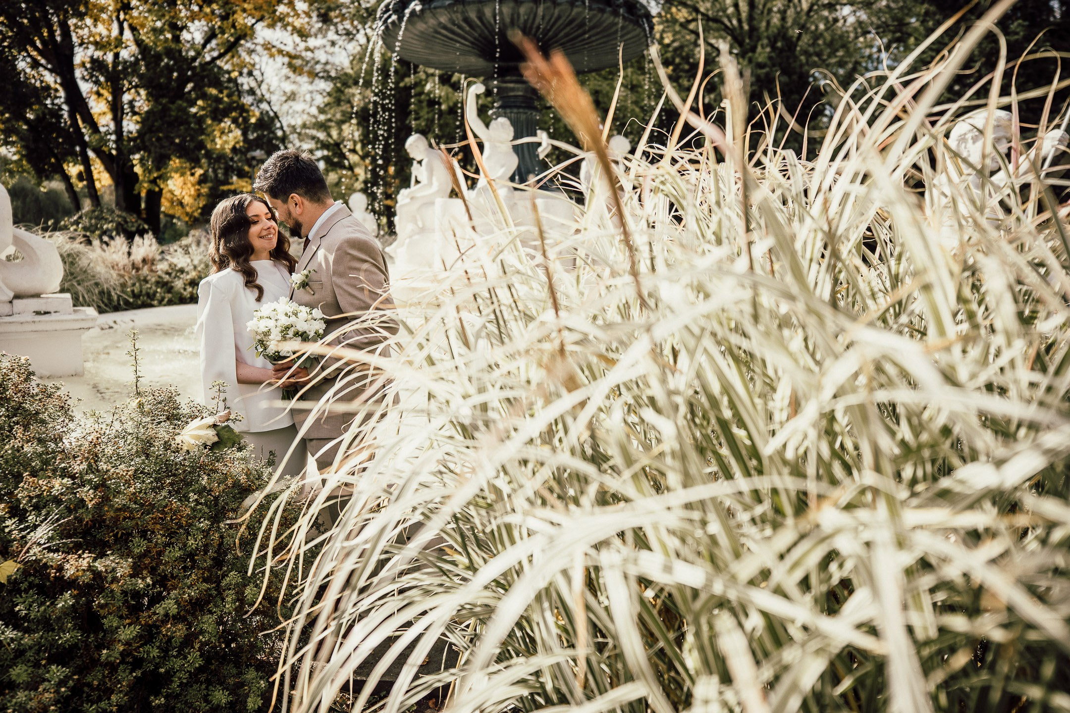 Fotografii Cununie Civilă Cluj-Napoca în Parcul Central. Horatiu Fat: Fotograf si Videograf Profesionist Nunta Cluj-Napoca