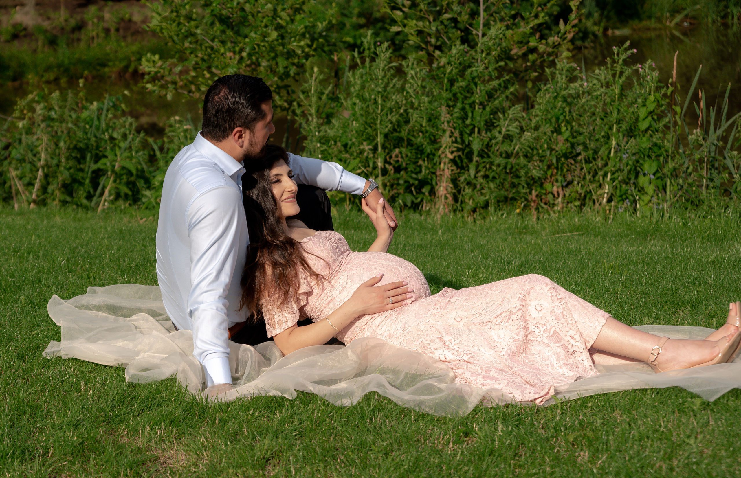 Pregnancy Photoshoot. Professional Photograher, Antwerpen/Belgium