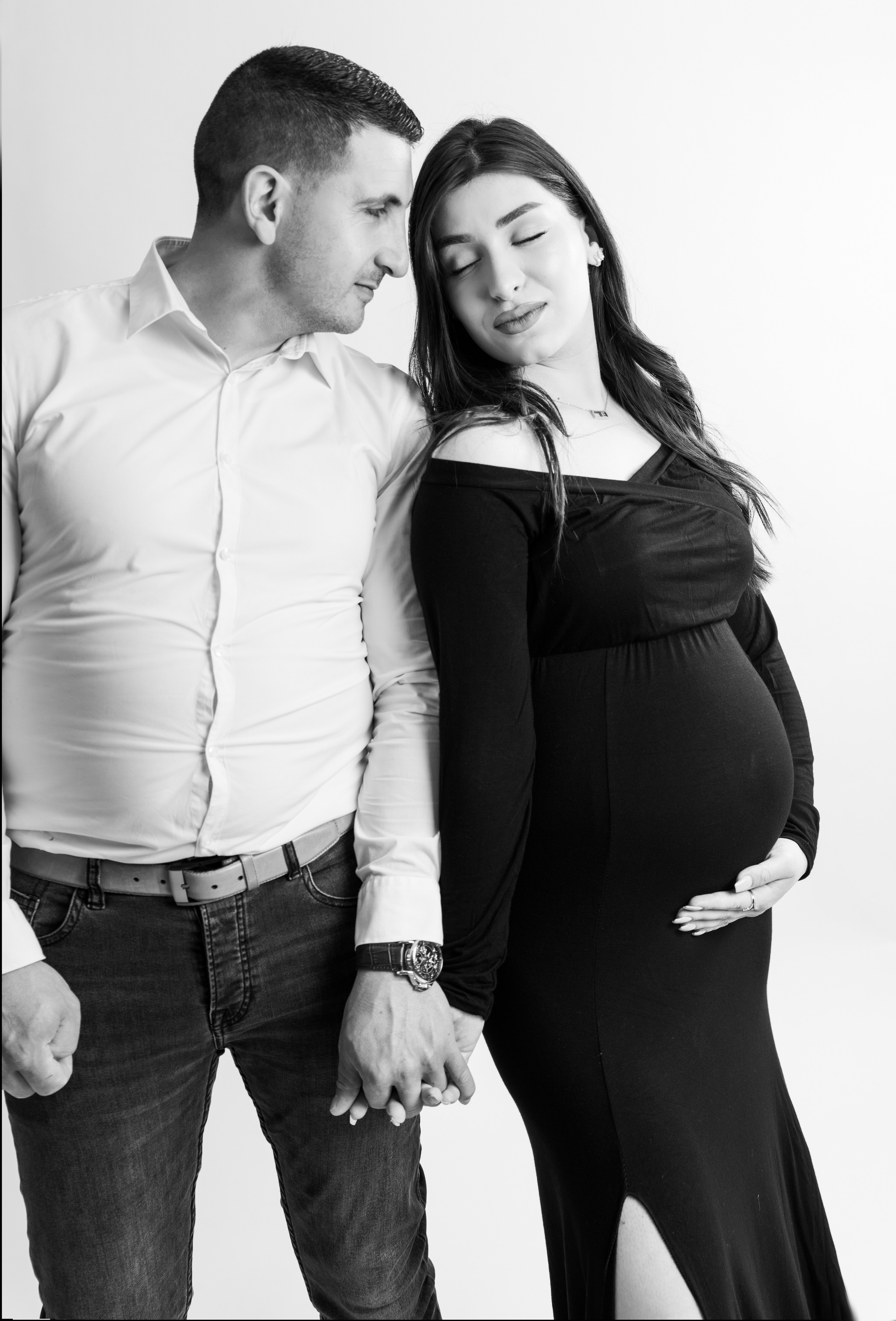 Pregnancy Photoshoot. Professional Photograher, Antwerpen/Belgium