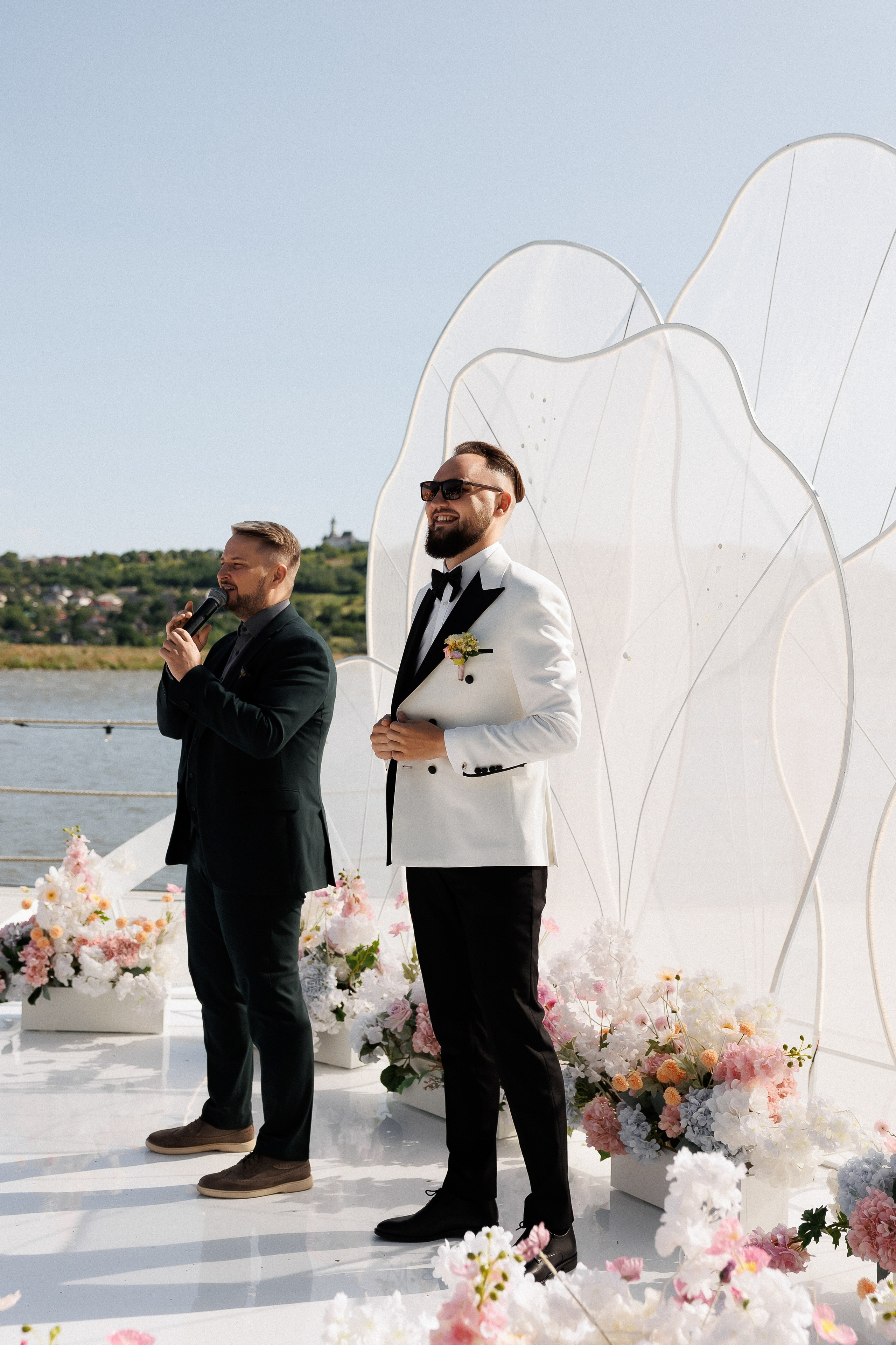 Florin & Corina — Complexul Turistic Costesti — Wedding Day. Servicii Foto și Video 067188353