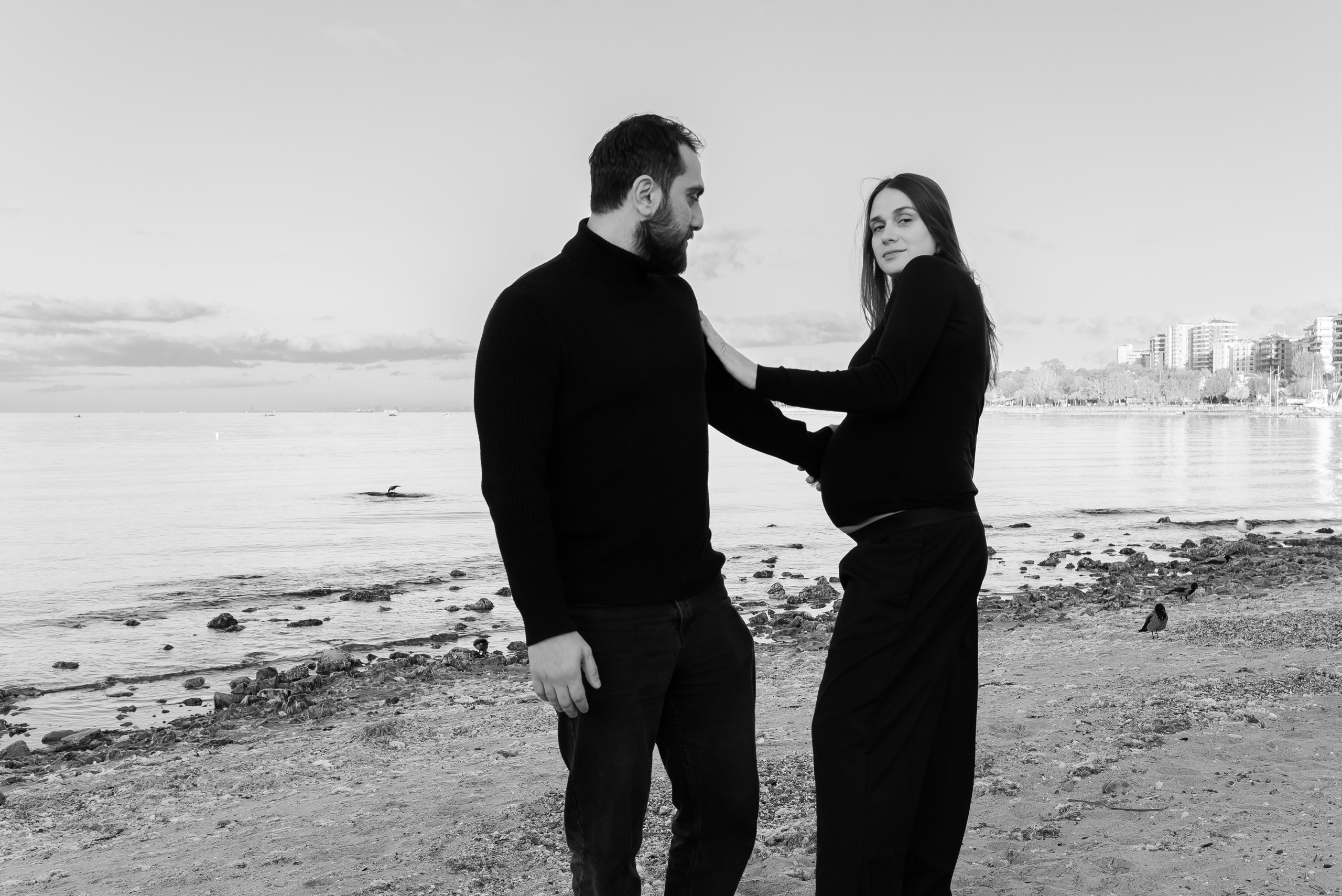 Luxury pregnancy photo shoot in Istanbul. MARIA VALUEVA Photographer in Nice, Cannes, Monaco, France, Europe, Istanbul, Turkey