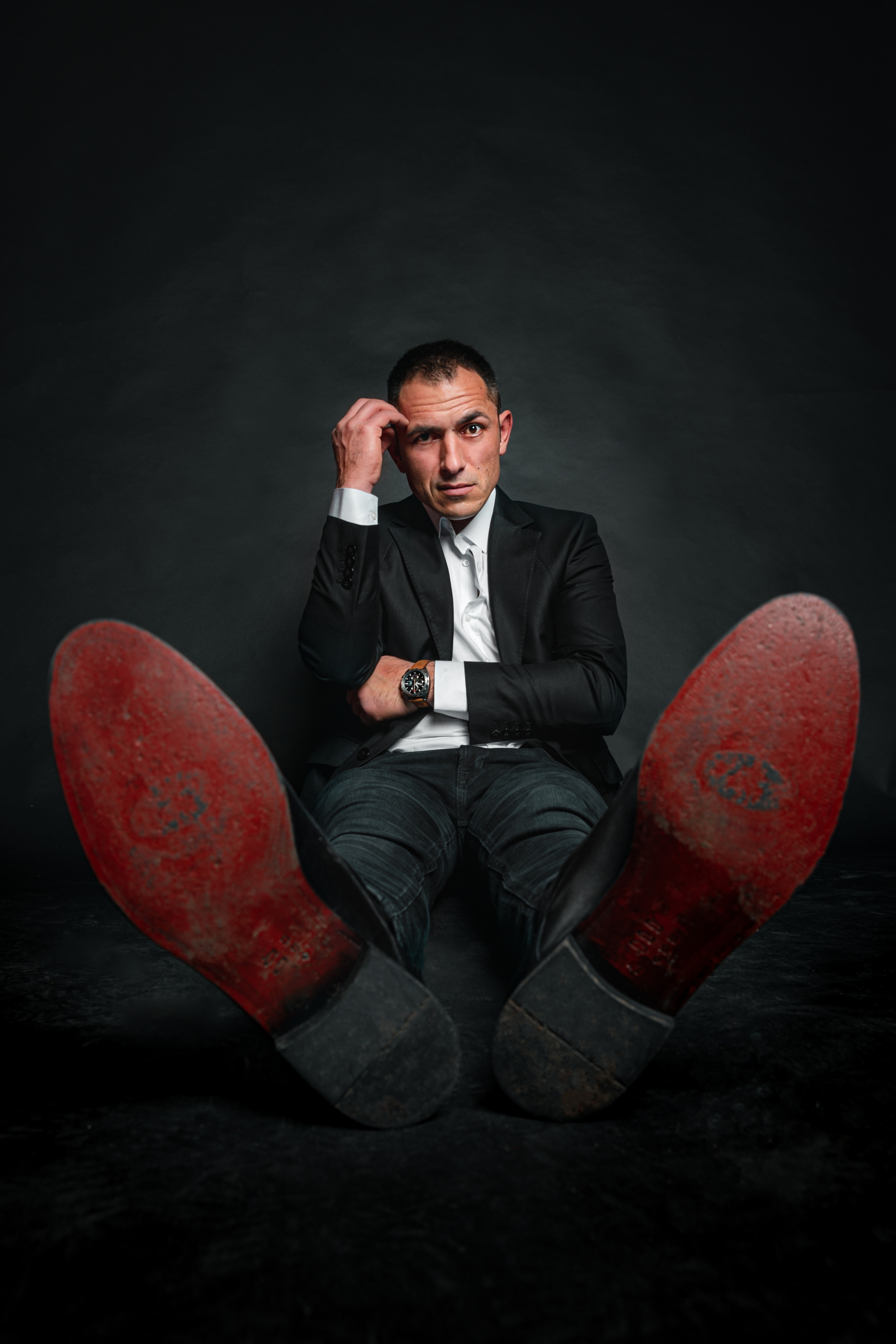 Business. Фотограф Бургас. Фотосесии в студио и на открито, портрети, заснемане