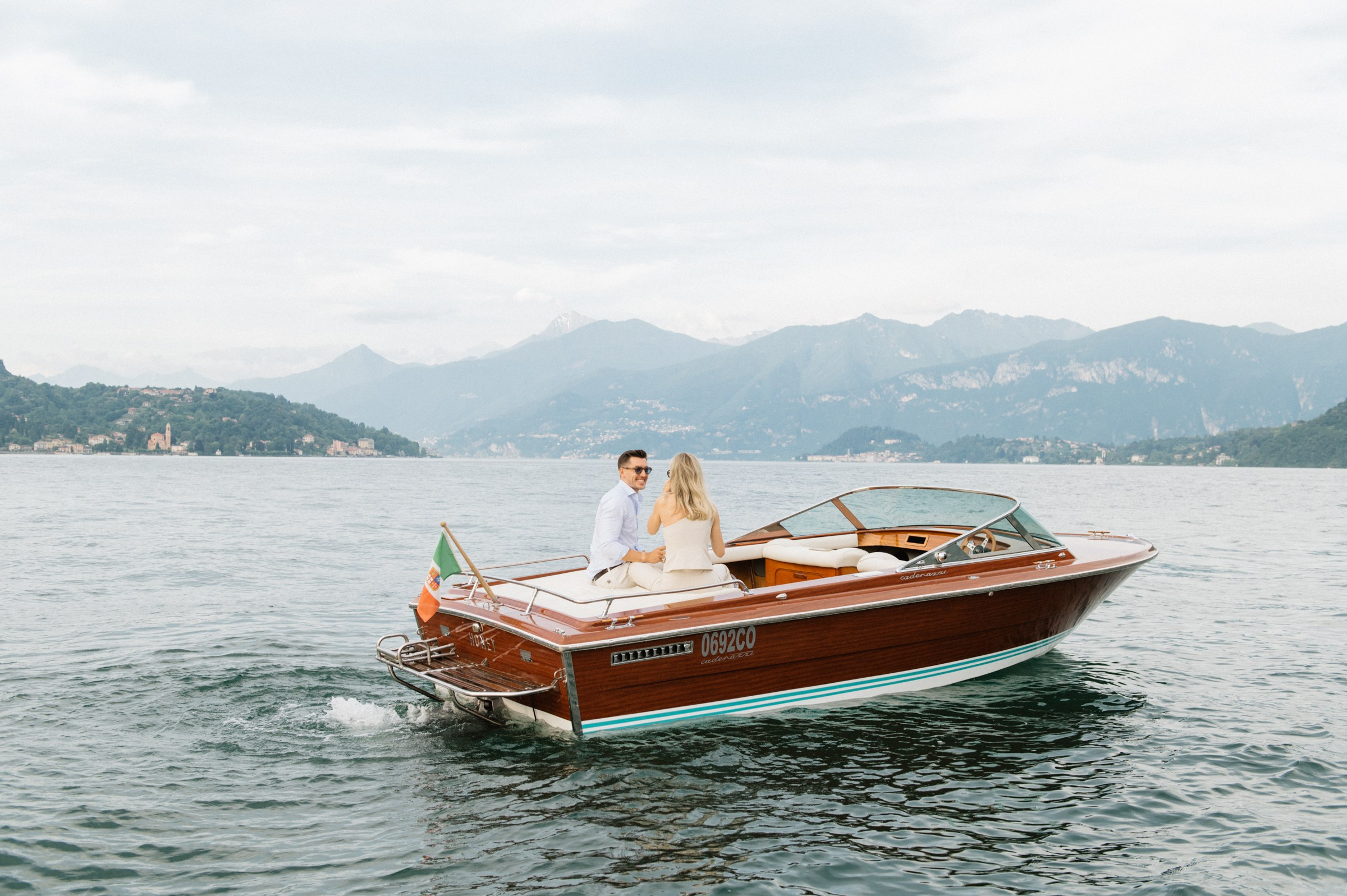 Propose Lake Como. Lake Como Photographer — Proposal | Wedding | Elopement