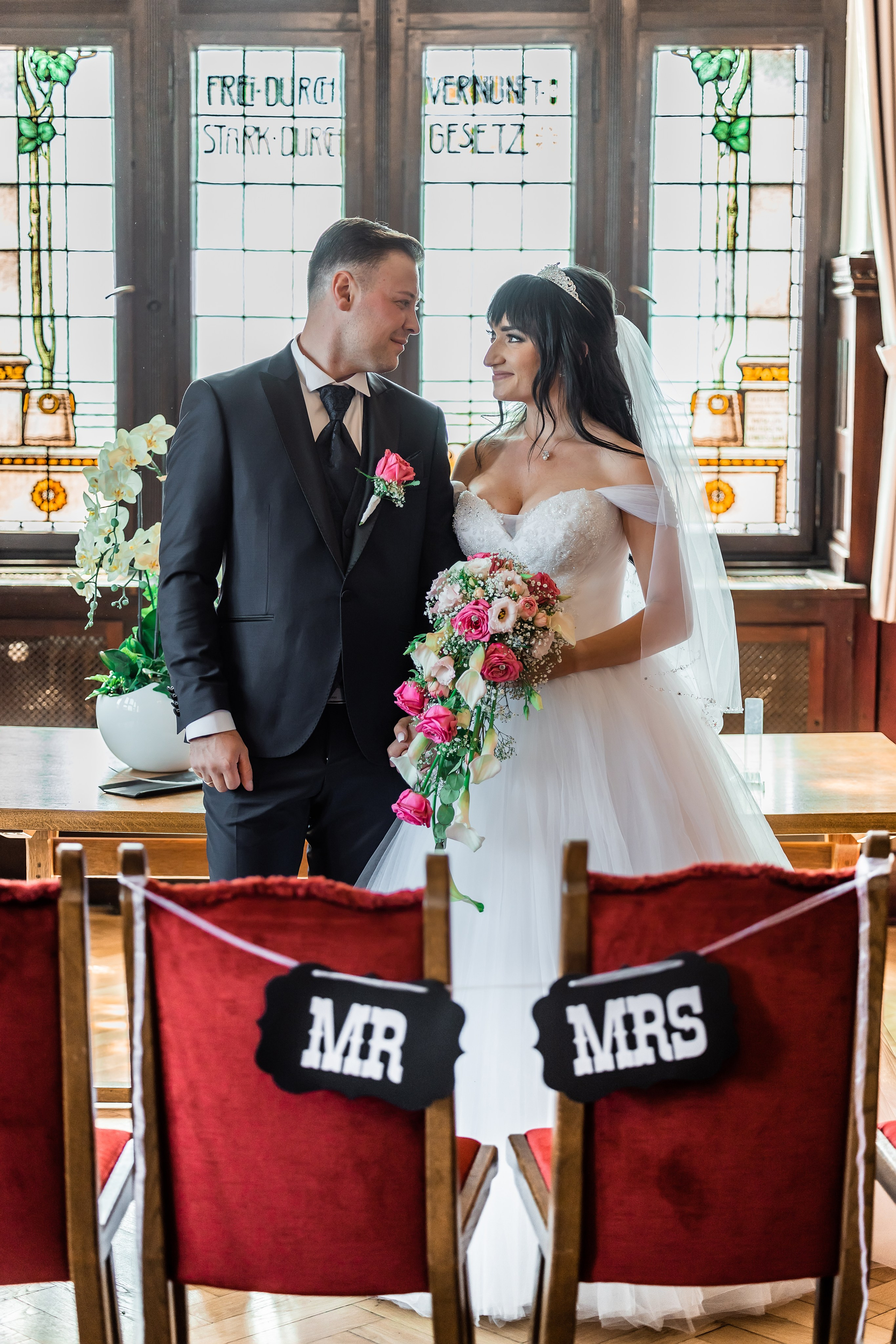 Hochzeitsfotograf Deutschland – Emotionale Fotos. Fotograf Sergej Nevelskij in Dortmund — Emotionale Hochzeitsfilme, Immobilienaufnahmen & individuelle Fotobücher