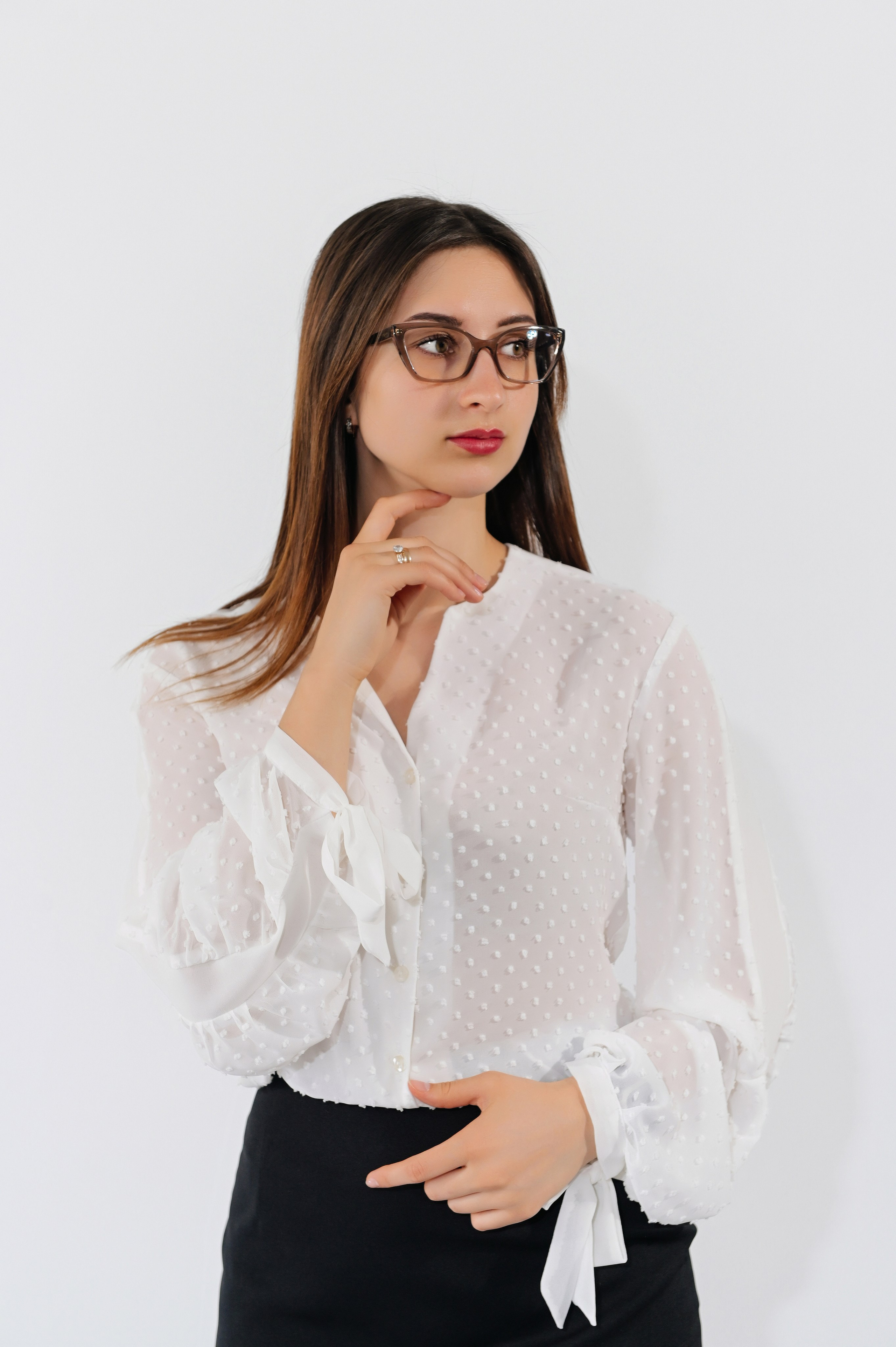 Compleu: bluză și fustă. Designer vestimentar: elaborarea, proiectarea și confectionare…