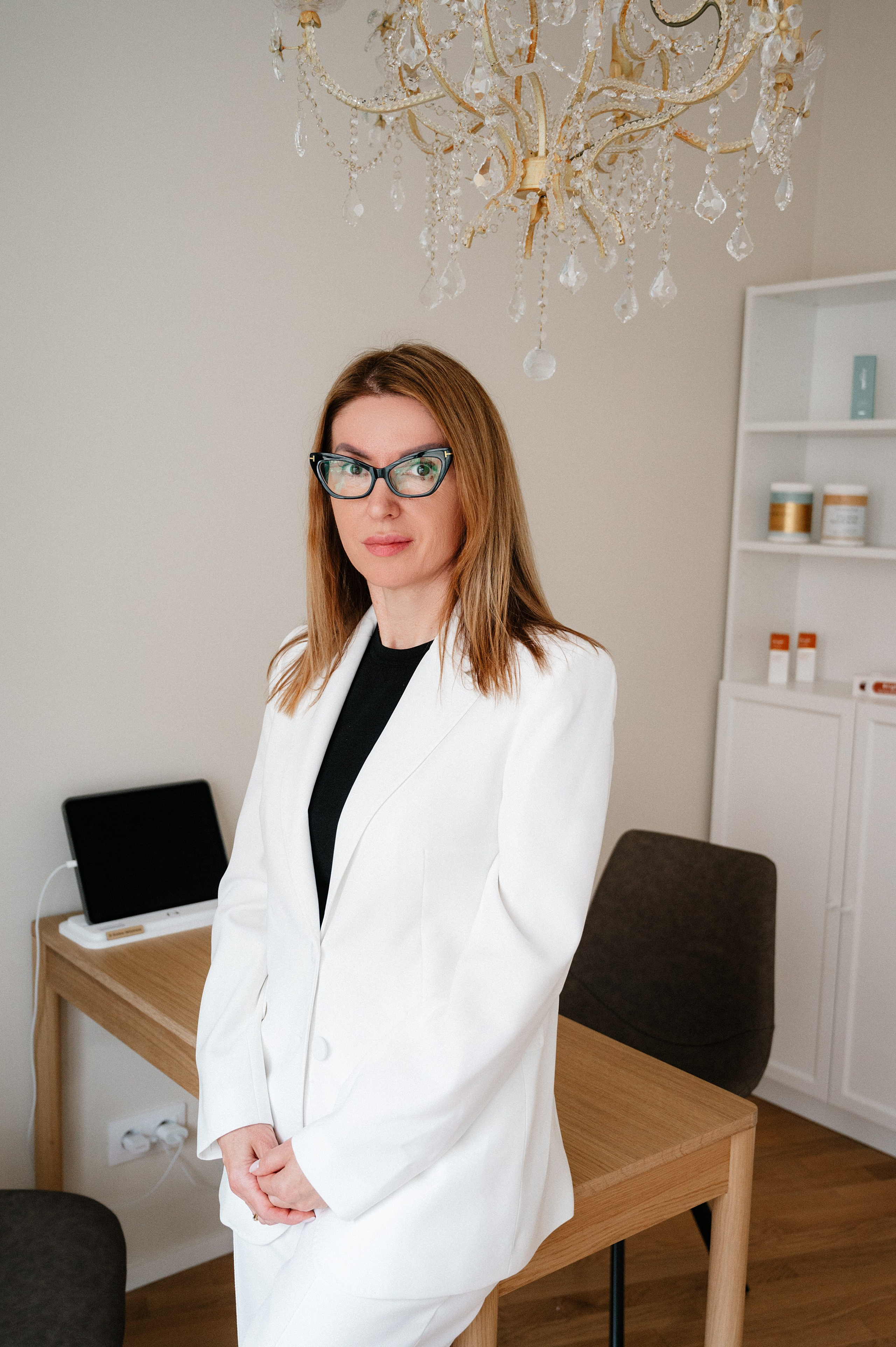 Beauty by Vovk cosmetologist in Prague. ANNA-MARIA PHOTO CONTENT CREATOR — fotograf, estét, umělec a vizuální expert na Instagram v Praze