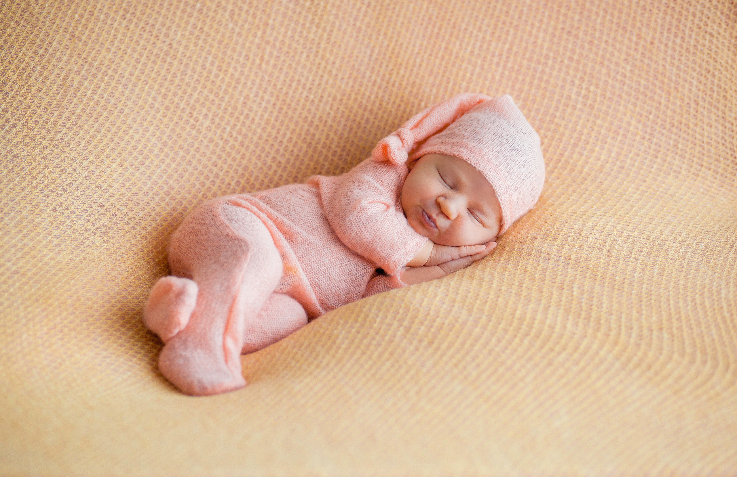 NEWBORN. Valokuvaaja Itä-Uudellamaalla Viktoria photography