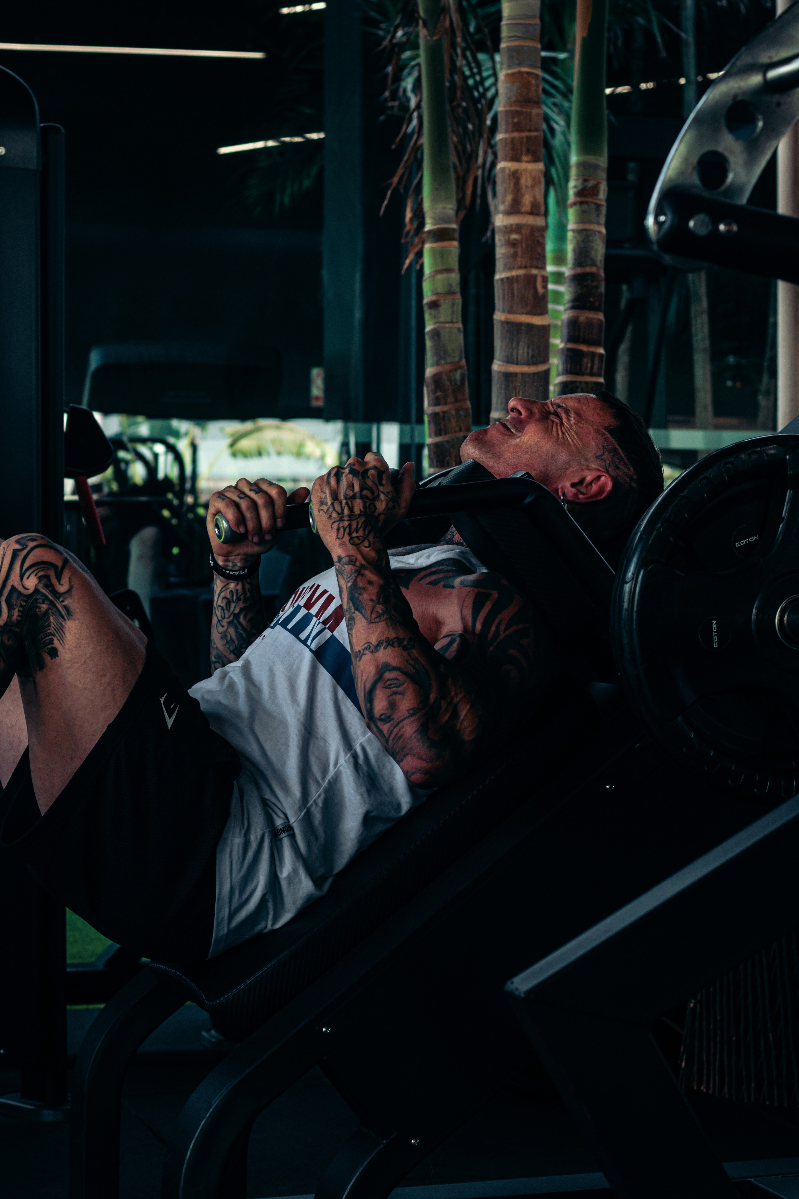 Para culturista. Fotógrafo de retrato, familia y reportajes en Valencia | España | Europa Vitalii Lumier