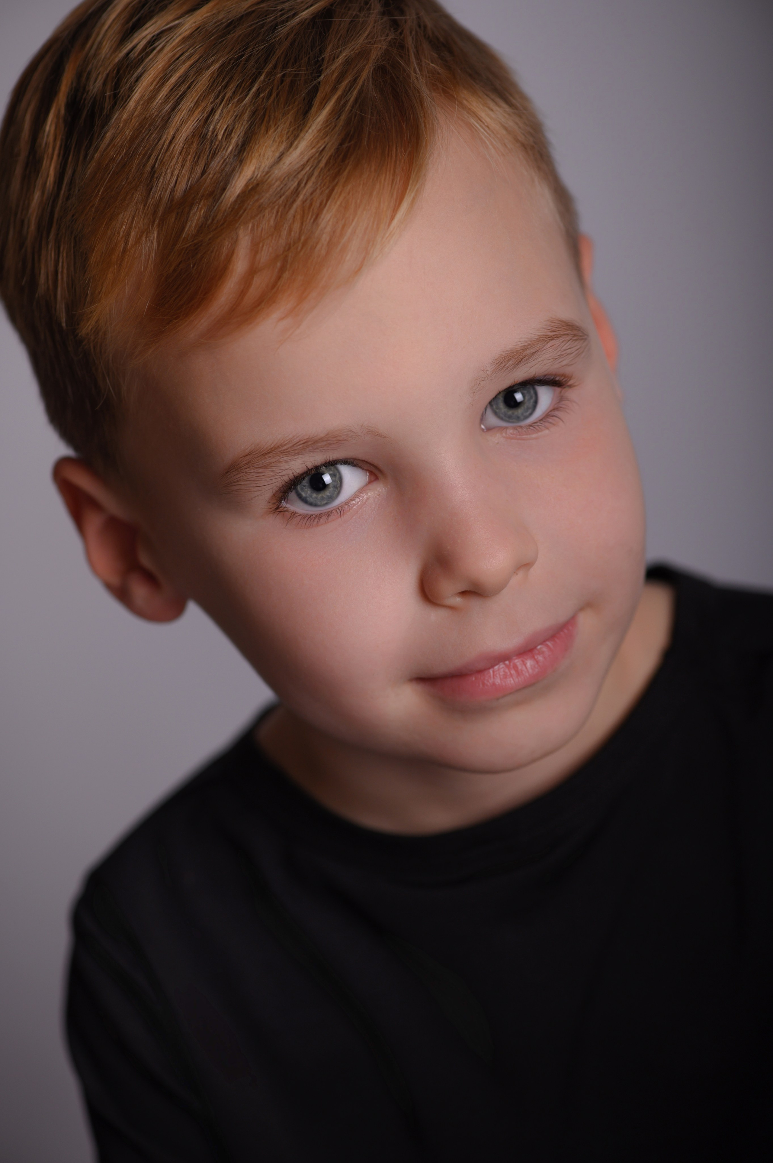 KIDS STUDIO. Family, children, portrait, and event photography in Thessaloniki