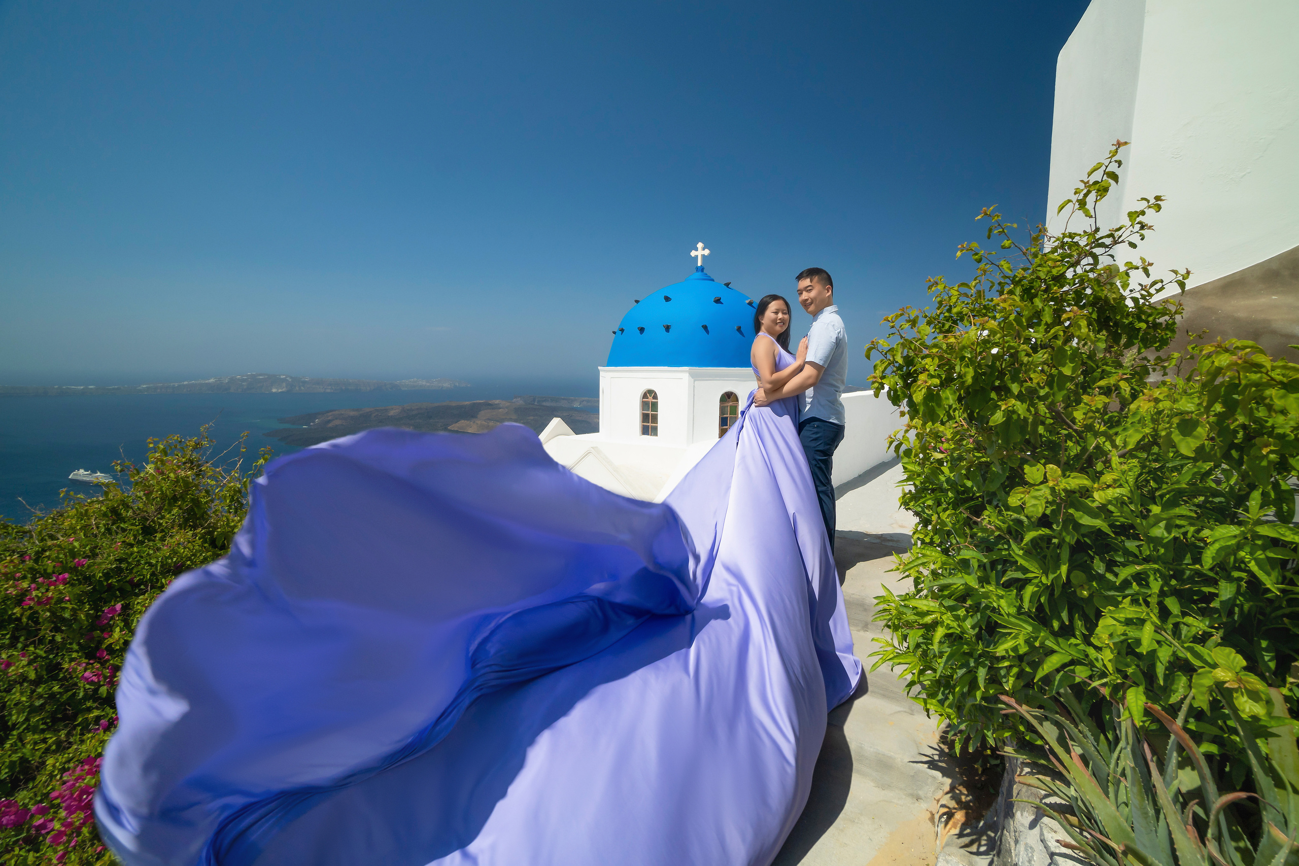 Stunning Photoshoot Experience in Imerovigli, Santorini. Photographer in Santorini SokoLOVE Alex| Flying Dress Santorini