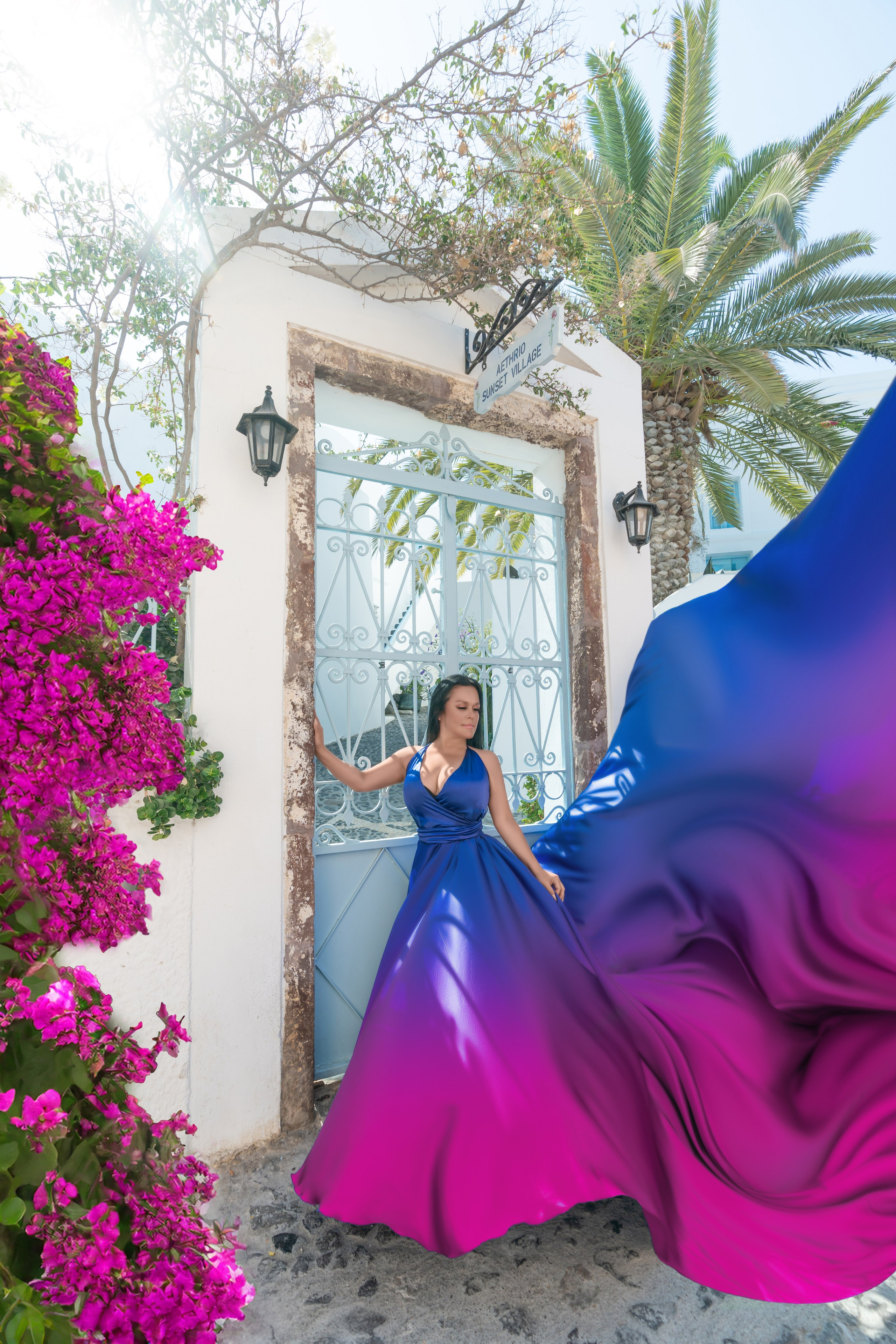 Dress new gradient flying dress (Photoshop). Photographe vidéaste à Santorin|Séances photos de Robe volante Santorin|