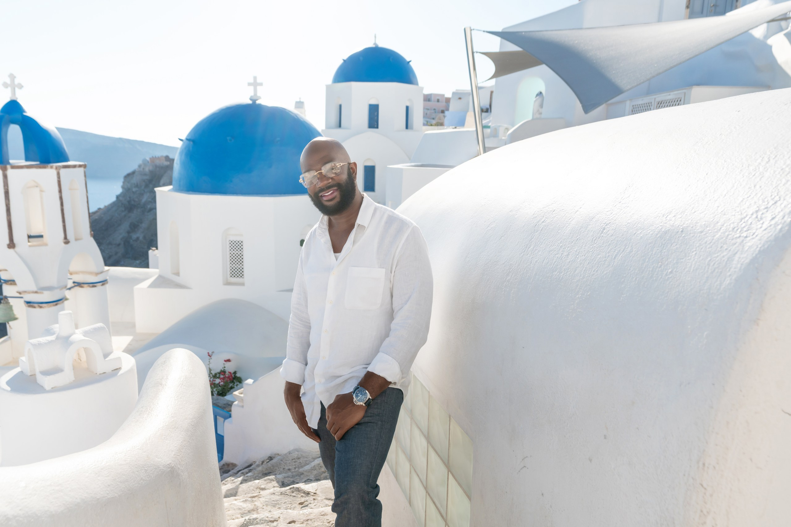 Couple photoshoot in flying dress in Santorini. Photographer in Santorini SokoLOVE Alex| Flying Dress Santorini