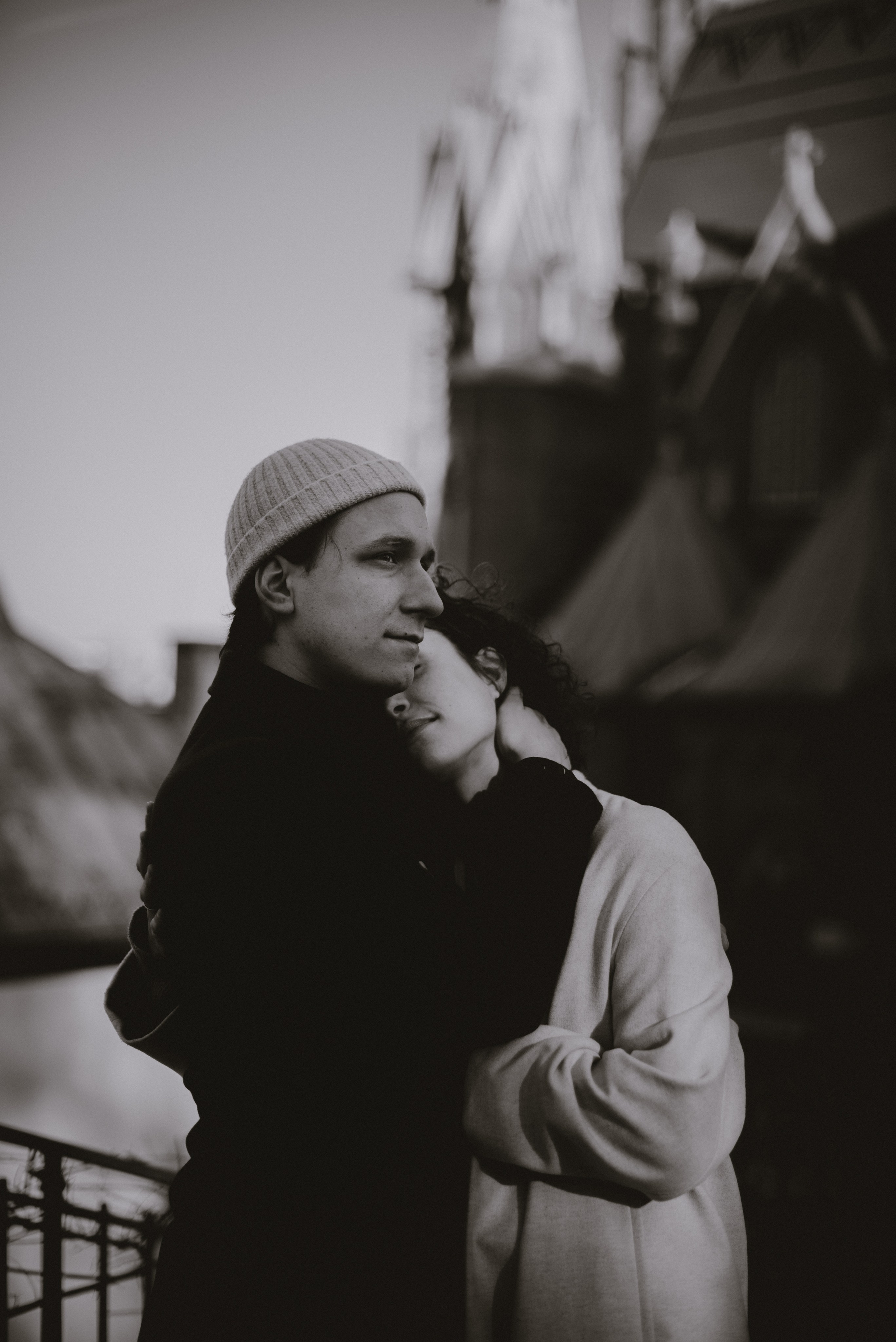 Magda i Patryk -romantyczny spacer po Krakowie. Bałanda Fotografia – Sesje Kobiece, Rodzinne, Miłosne, Reportaże | Katowice Śląsk