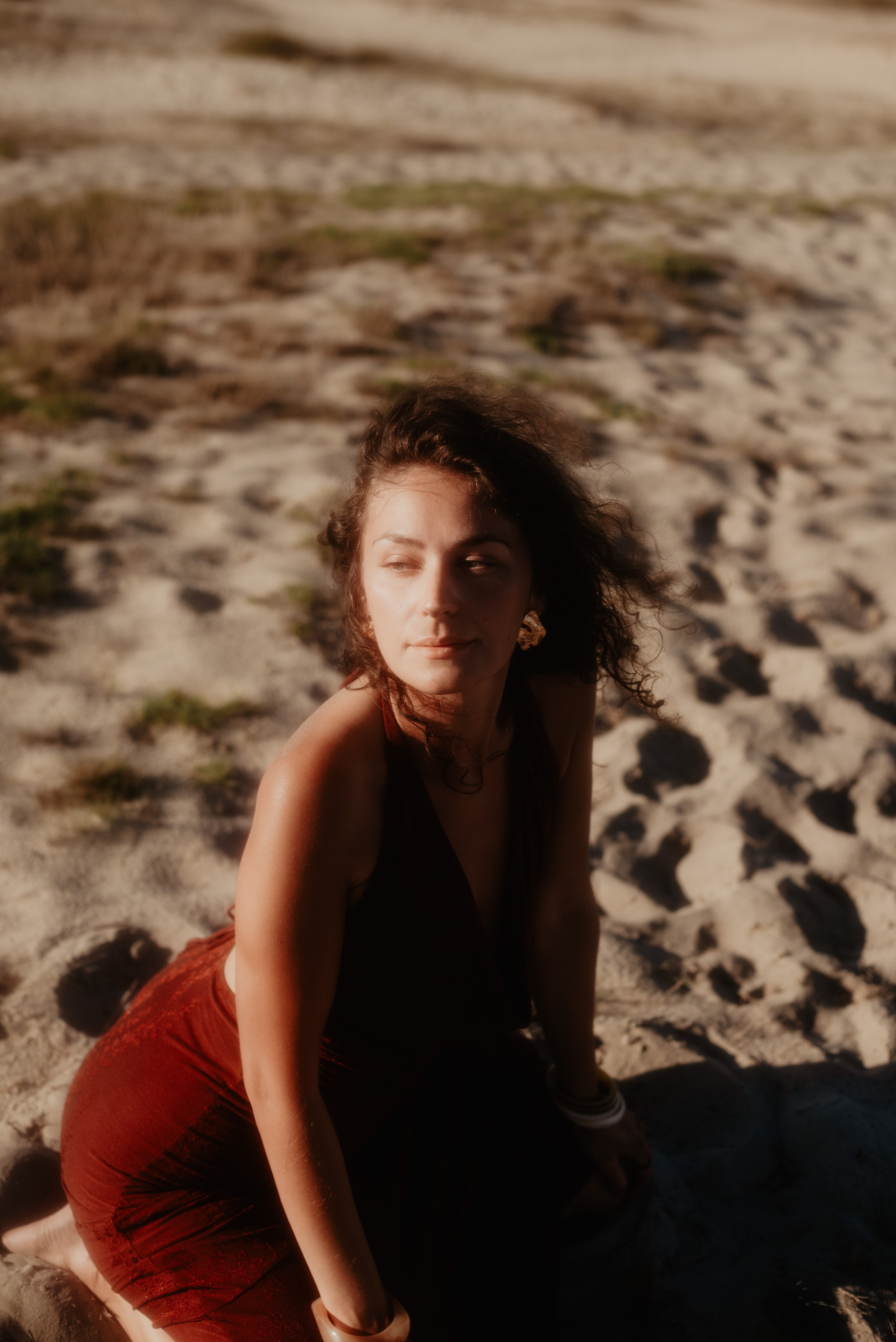 Sesja kobieca Weroniki na Pustyni Błędowkiej. Bałanda Fotografia – Sesje Kobiece, Rodzinne, Miłosne, Reportaże | Katowice Śląsk