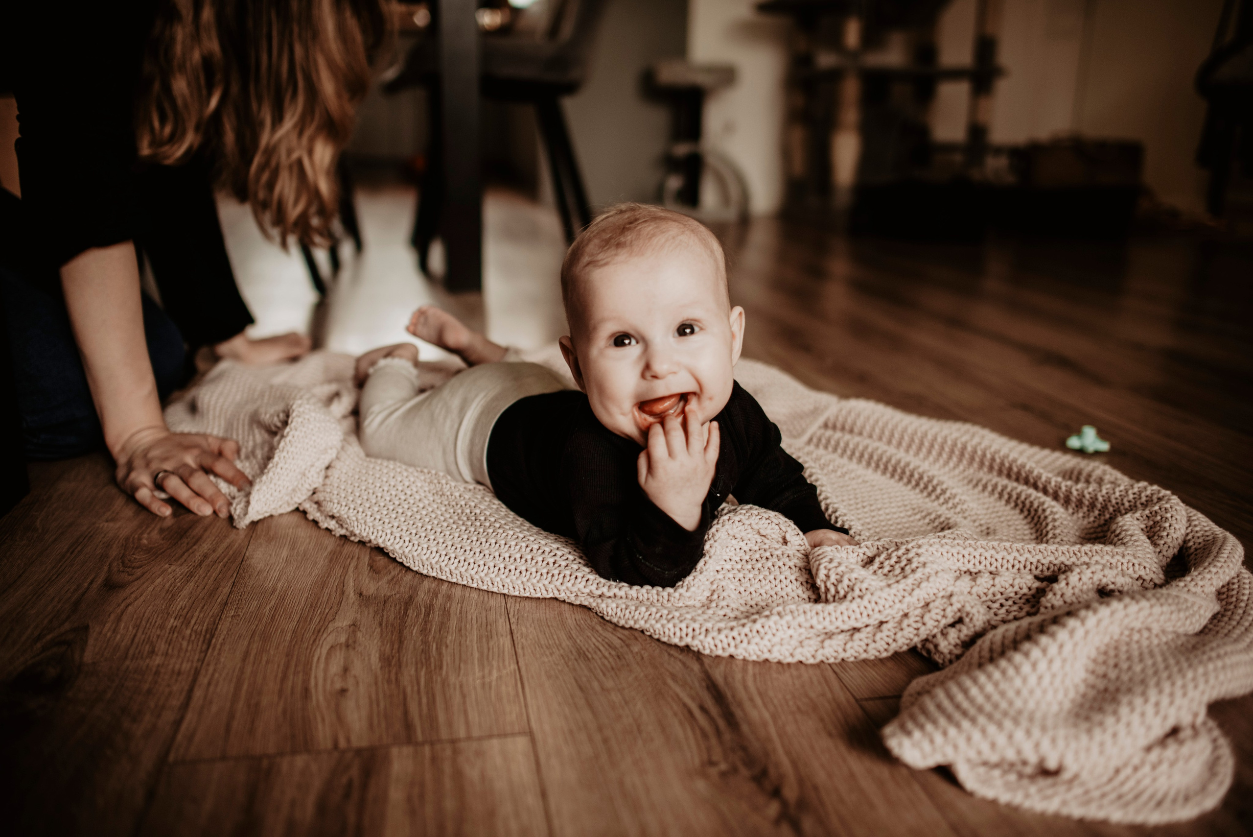 Domowa sesja.Aneta, Andrzej, Inka i Nela. Bałanda Fotografia – Sesje Kobiece, Rodzinne, Miłosne, Reportaże | Katowice Śląsk