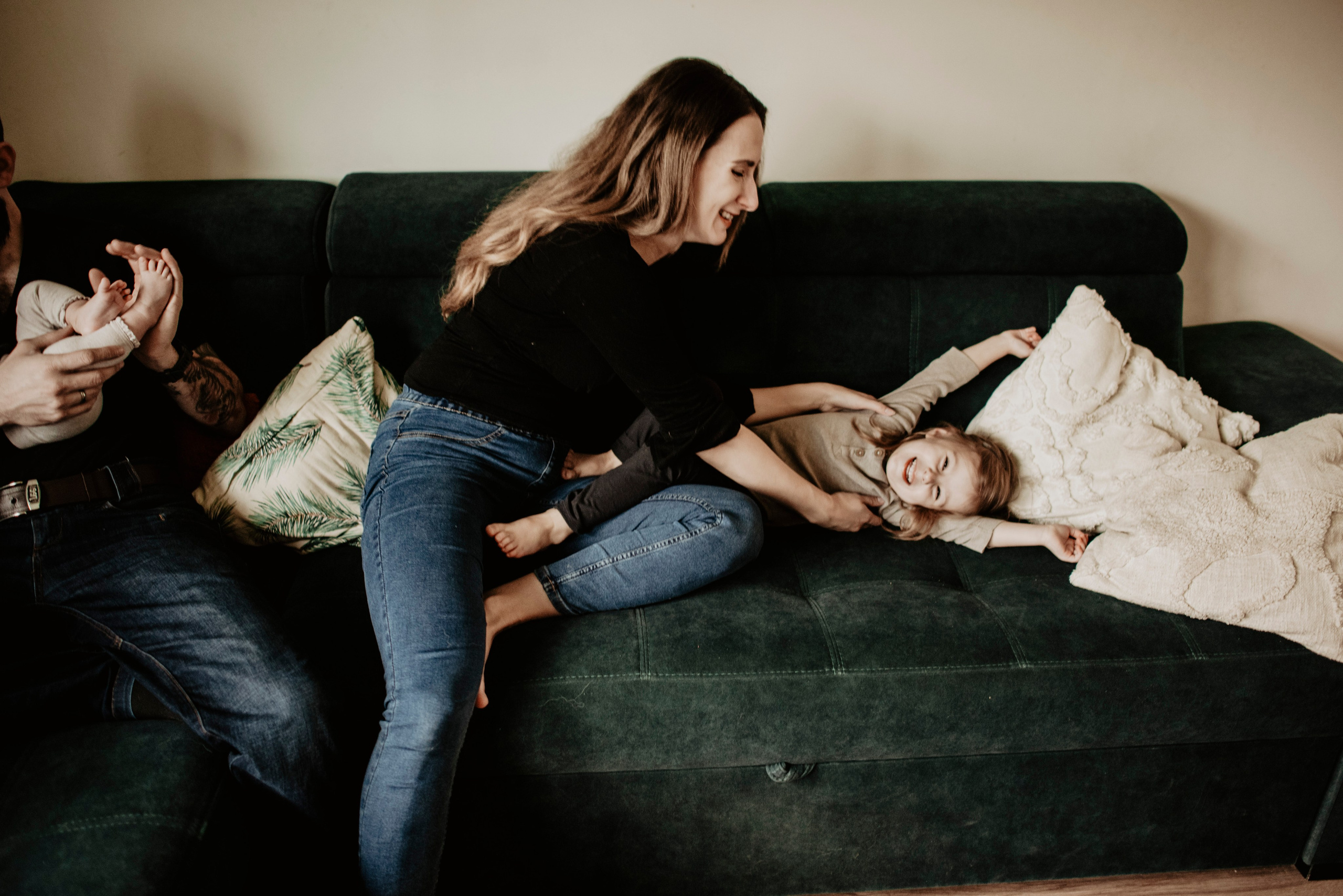 Domowa sesja.Aneta, Andrzej, Inka i Nela. Bałanda Fotografia – Sesje Kobiece, Rodzinne, Miłosne, Reportaże | Katowice Śląsk