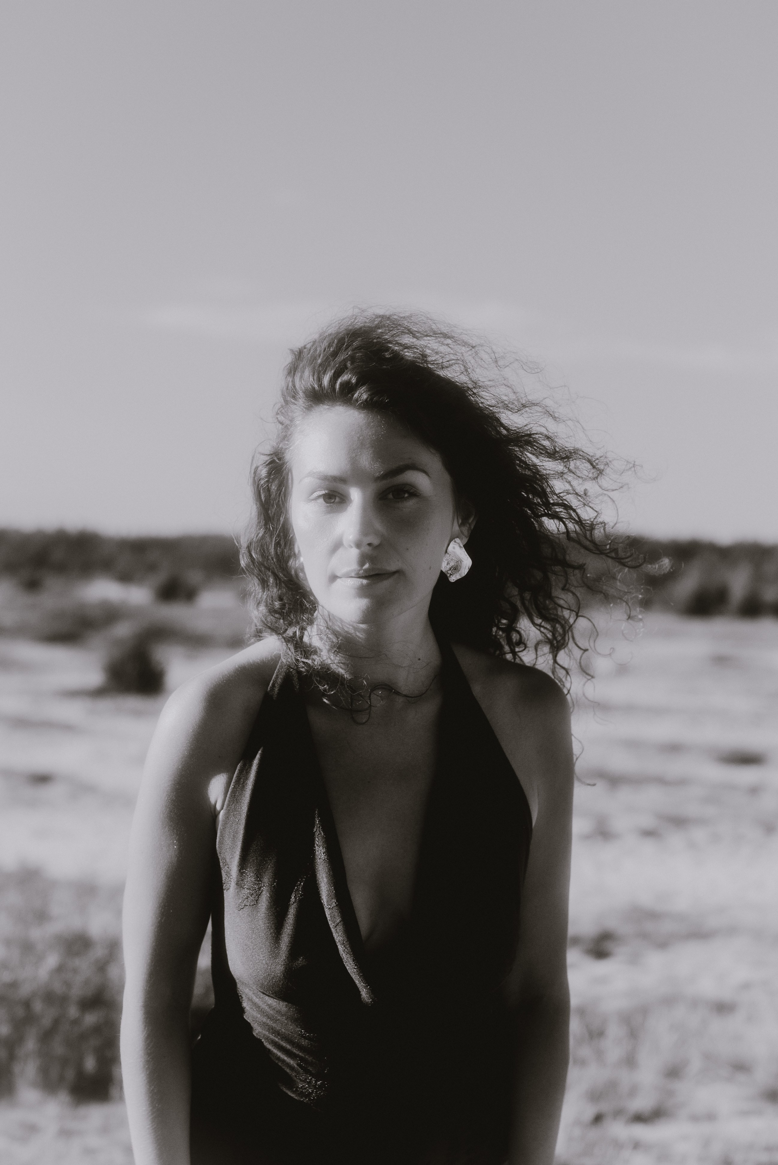 Sesja kobieca Weroniki na Pustyni Błędowkiej. Bałanda Fotografia – Sesje Kobiece, Rodzinne, Miłosne, Reportaże | Katowice Śląsk