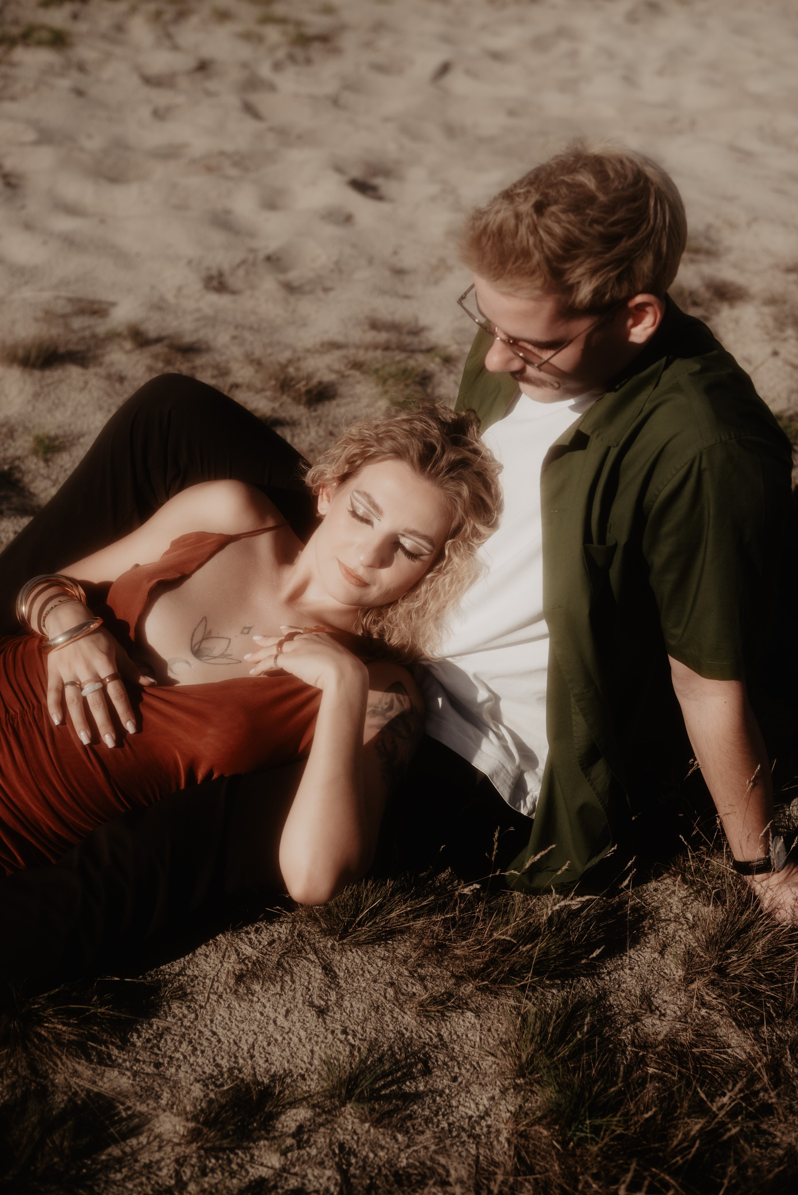 Sesja ciążowa Klaudii na Pustyni Błędowskiej. Bałanda Fotografia – Sesje Kobiece, Rodzinne, Miłosne, Reportaże | Katowice Śląsk