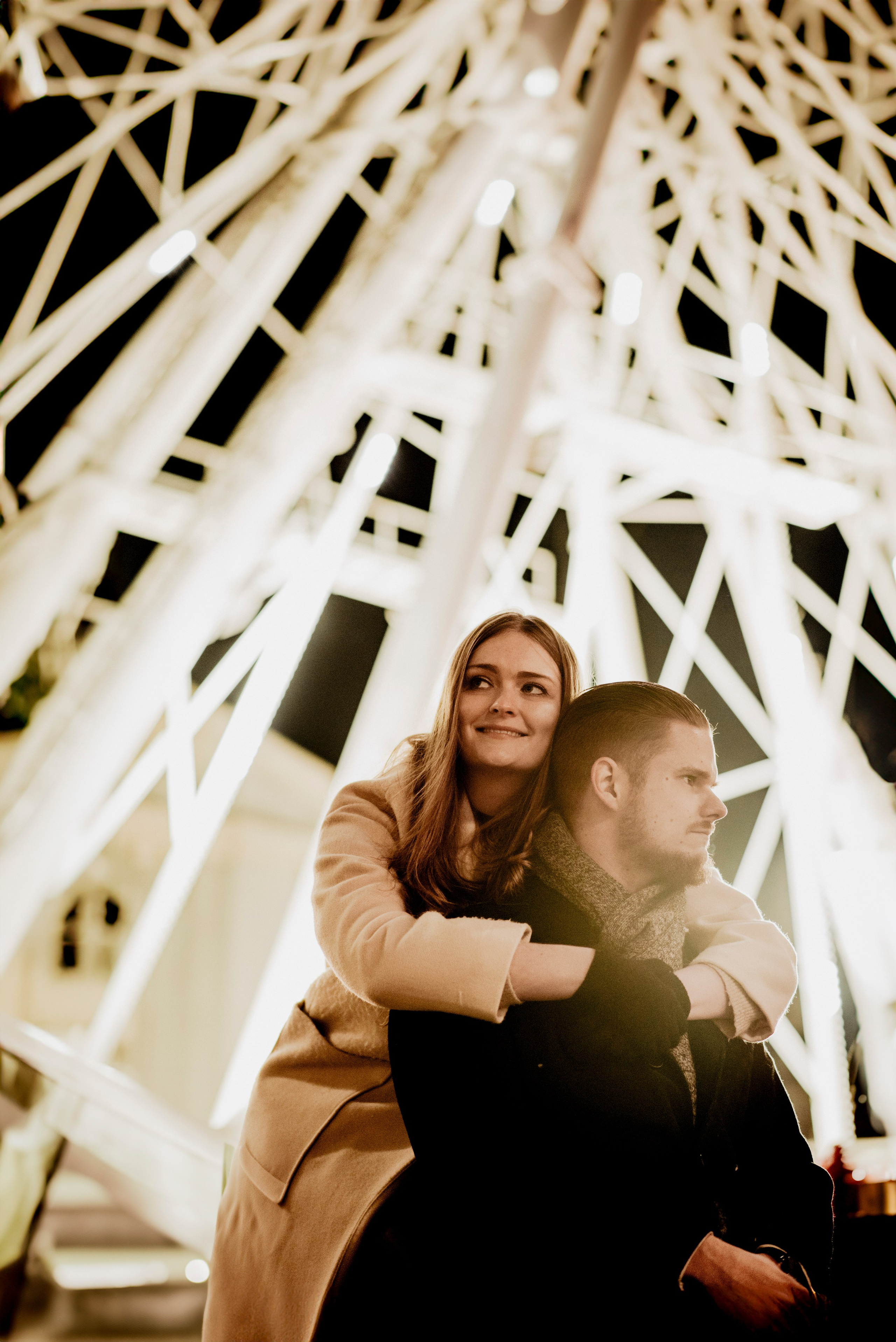 Magda & Kuba. Sesja na Jarmarku świątecznym w Katowicach. Bałanda Fotografia – Sesje Kobiece, Rodzinne, Miłosne, Reportaże | Katowice Śląsk