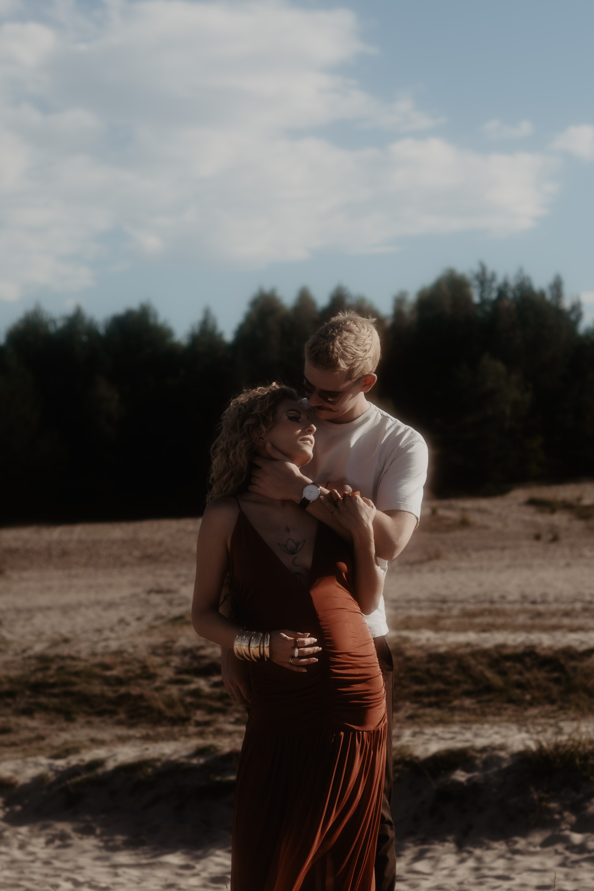 Sesja ciążowa Klaudii na Pustyni Błędowskiej. Bałanda Fotografia – Sesje Kobiece, Rodzinne, Miłosne, Reportaże | Katowice Śląsk