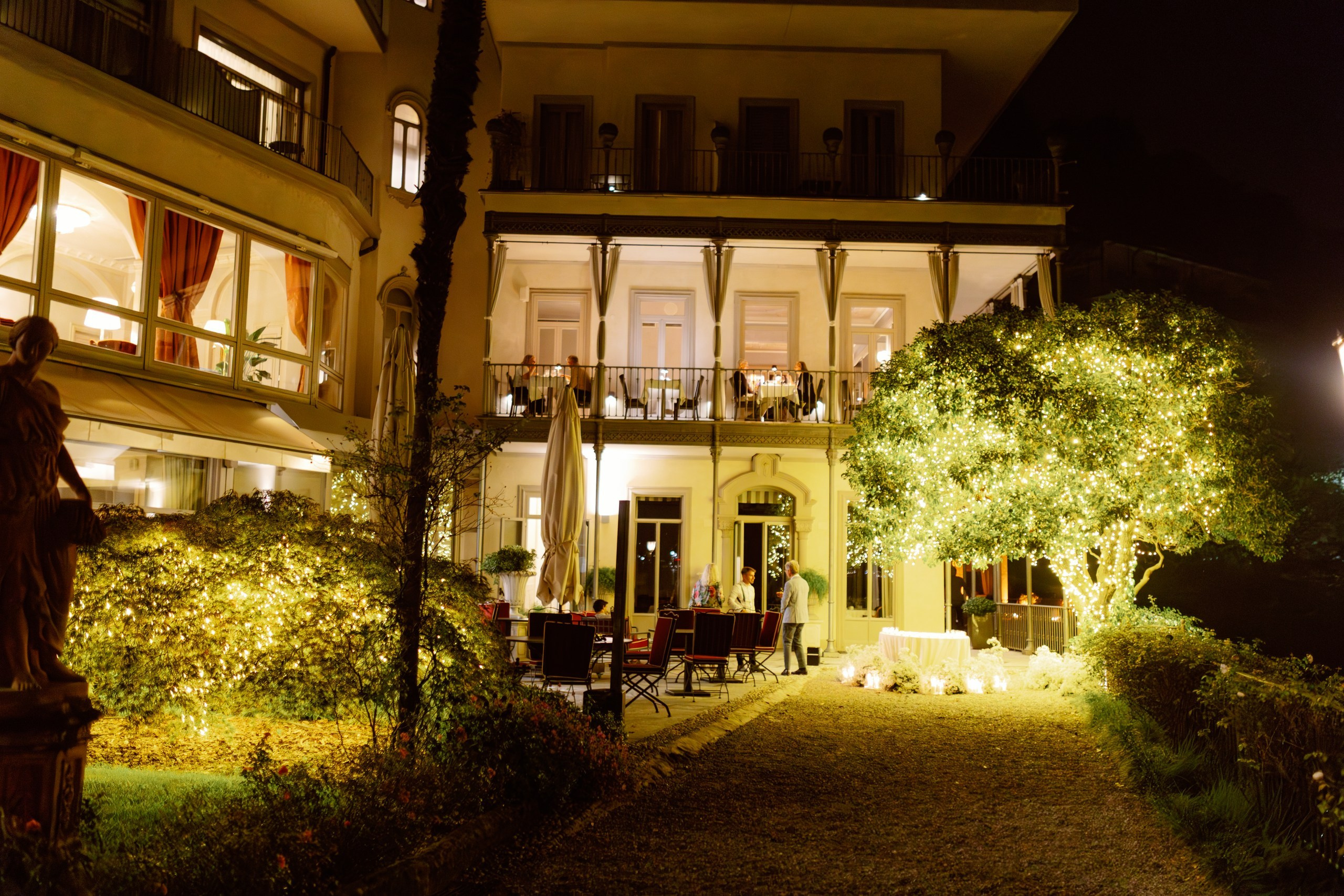 Joey and Julie Como. Wedding photographer in Italy |Florence, Roma, Como, Tuscan, Venice