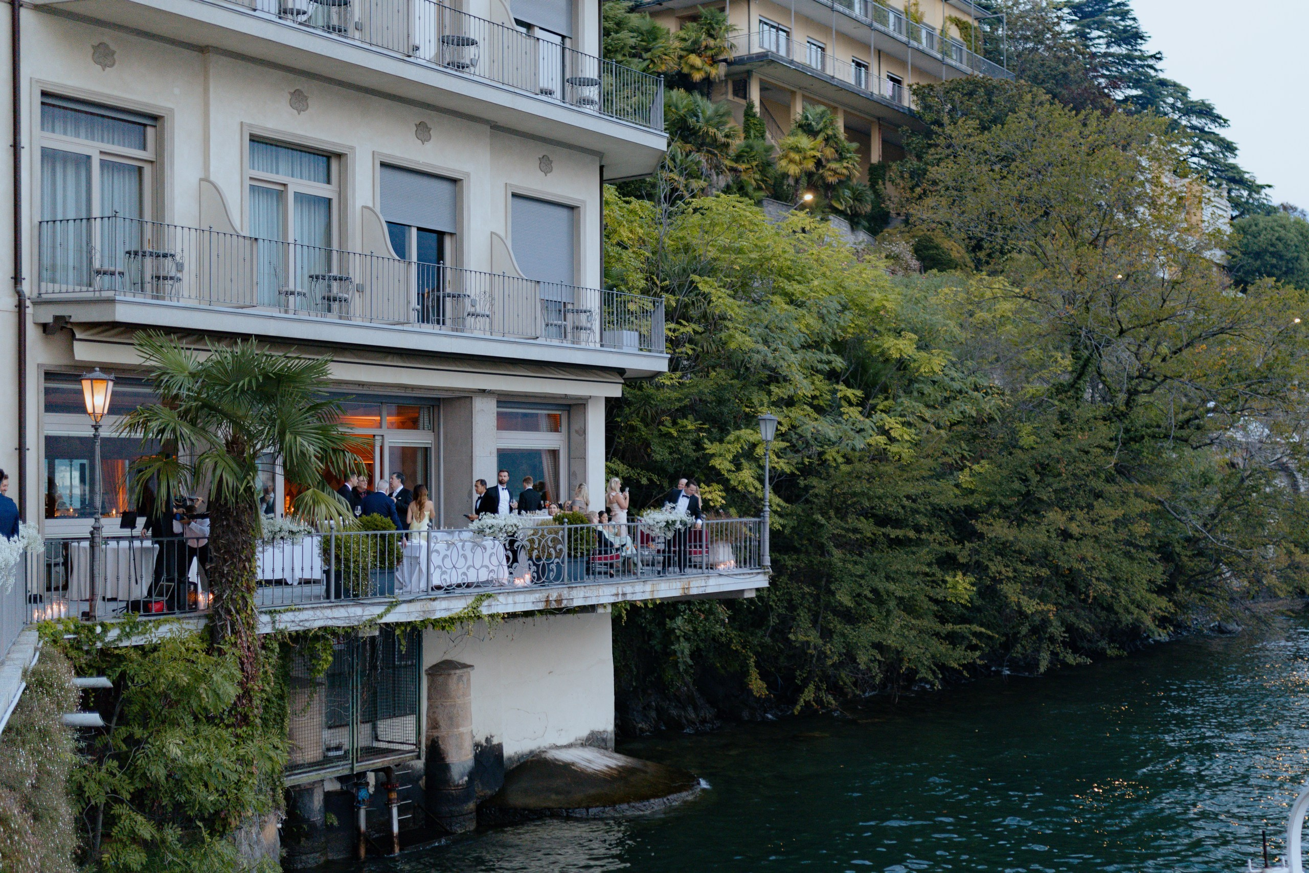 Joey and Julie Como. Wedding photographer in Italy |Florence, Roma, Como, Tuscan, Venice