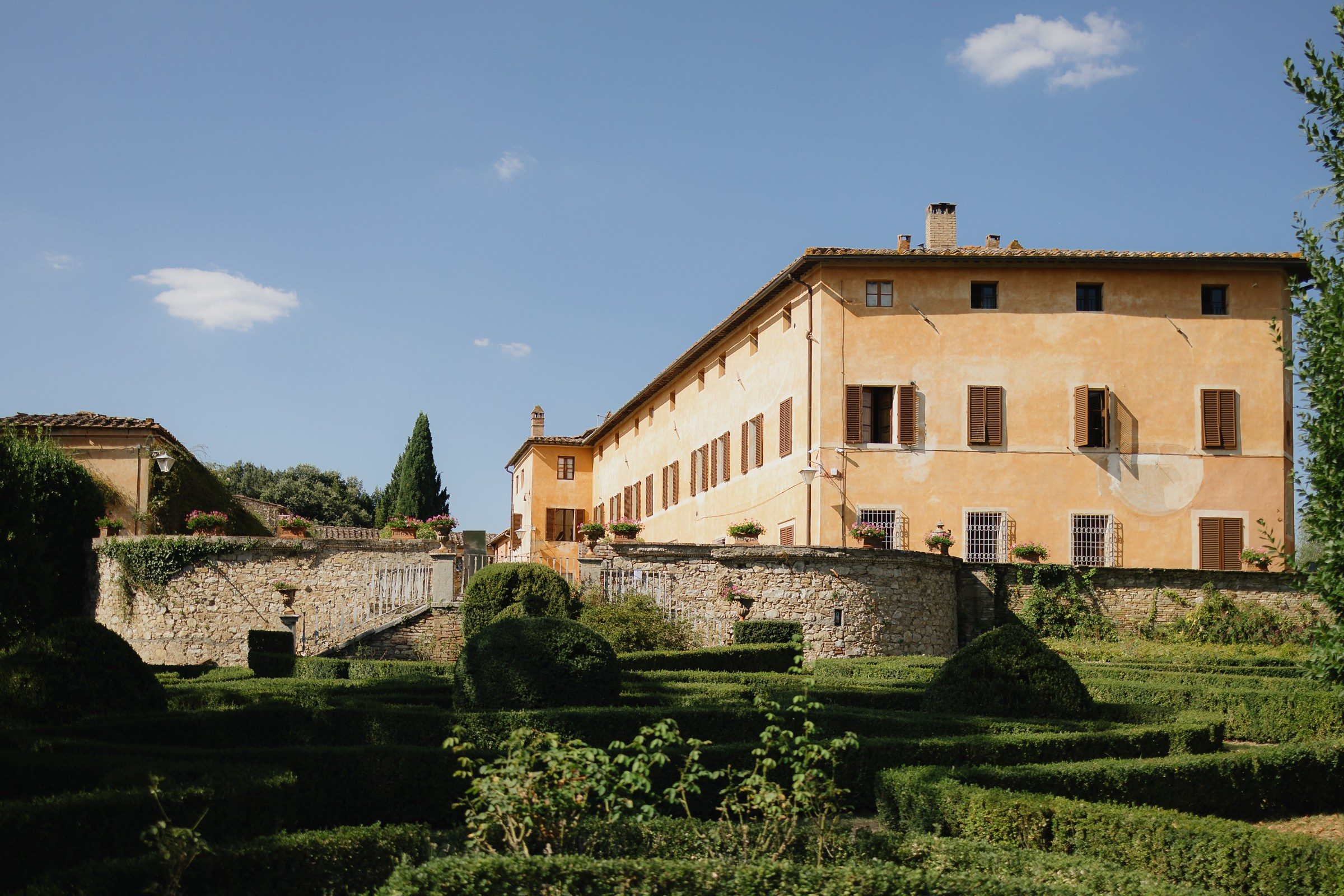 David and Larissa Tuscany Villa di Catignano. Wedding photographer in Italy |Florence, Roma, Como, Tuscan, Venice