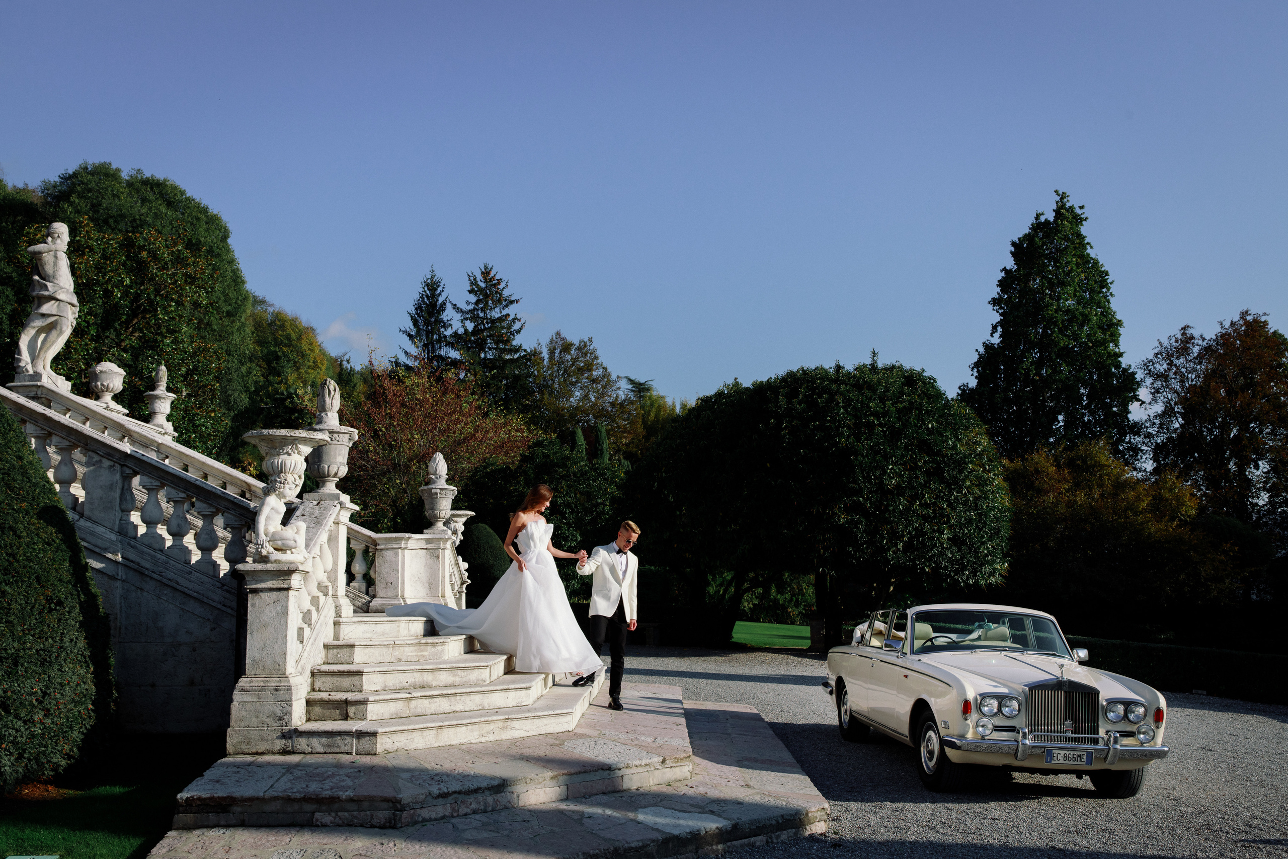 Matteo & Milana Milan. Wedding photographer in Italy |Florence, Roma, Como, Tuscan, Venice