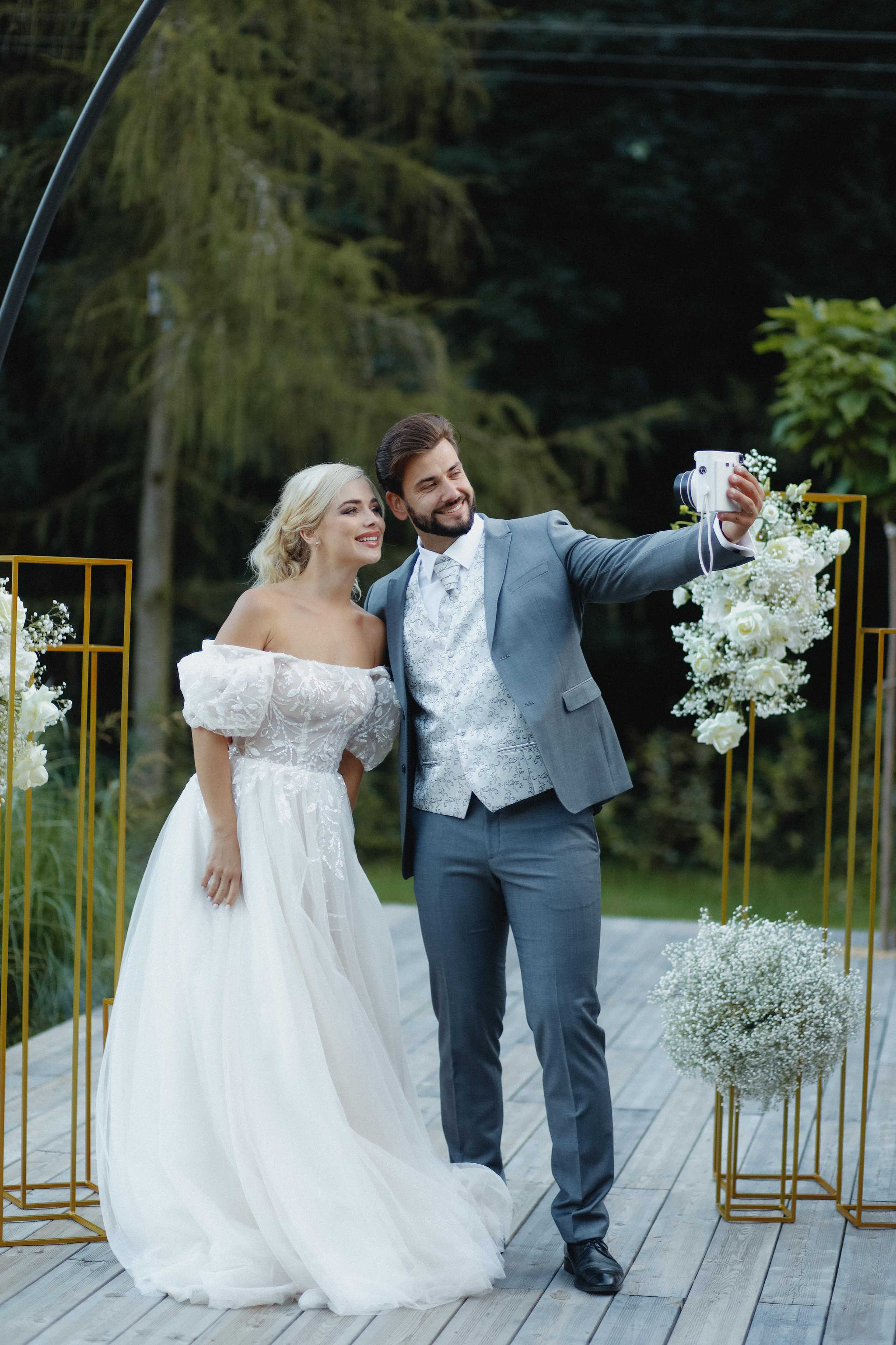 September 2023 — Wedding Hrad Kunzov. Wedding & love story photographer Prague, Europe Elizaveta Gritsenko