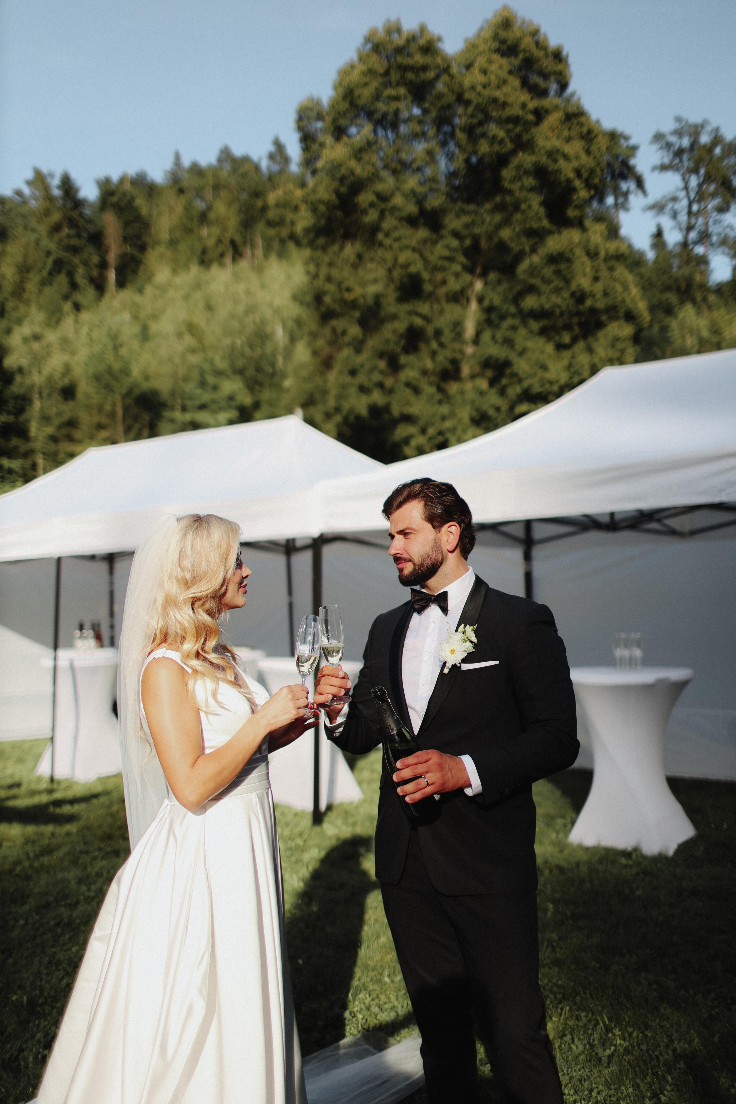 September 2023 — Wedding Hrad Kunzov. Wedding & love story photographer Prague, Europe Elizaveta Gritsenko