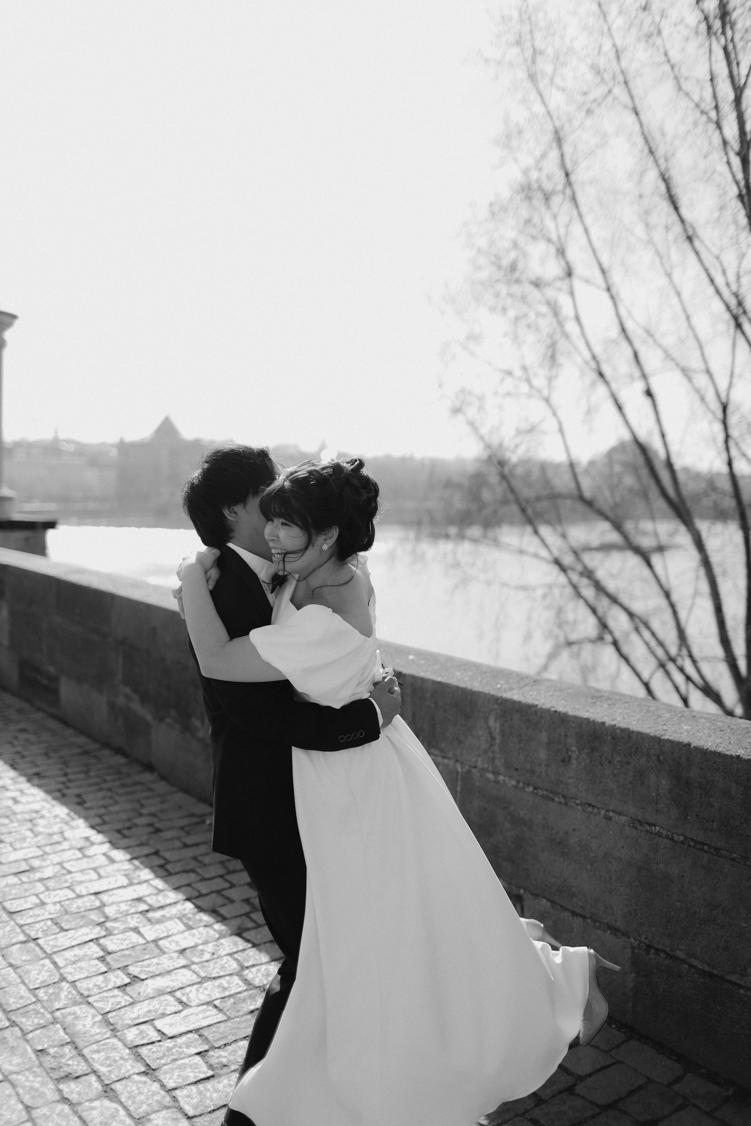 March 2023 — Elopement Japanese wedding. Wedding & love story photographer Prague, Europe Elizaveta Gritsenko