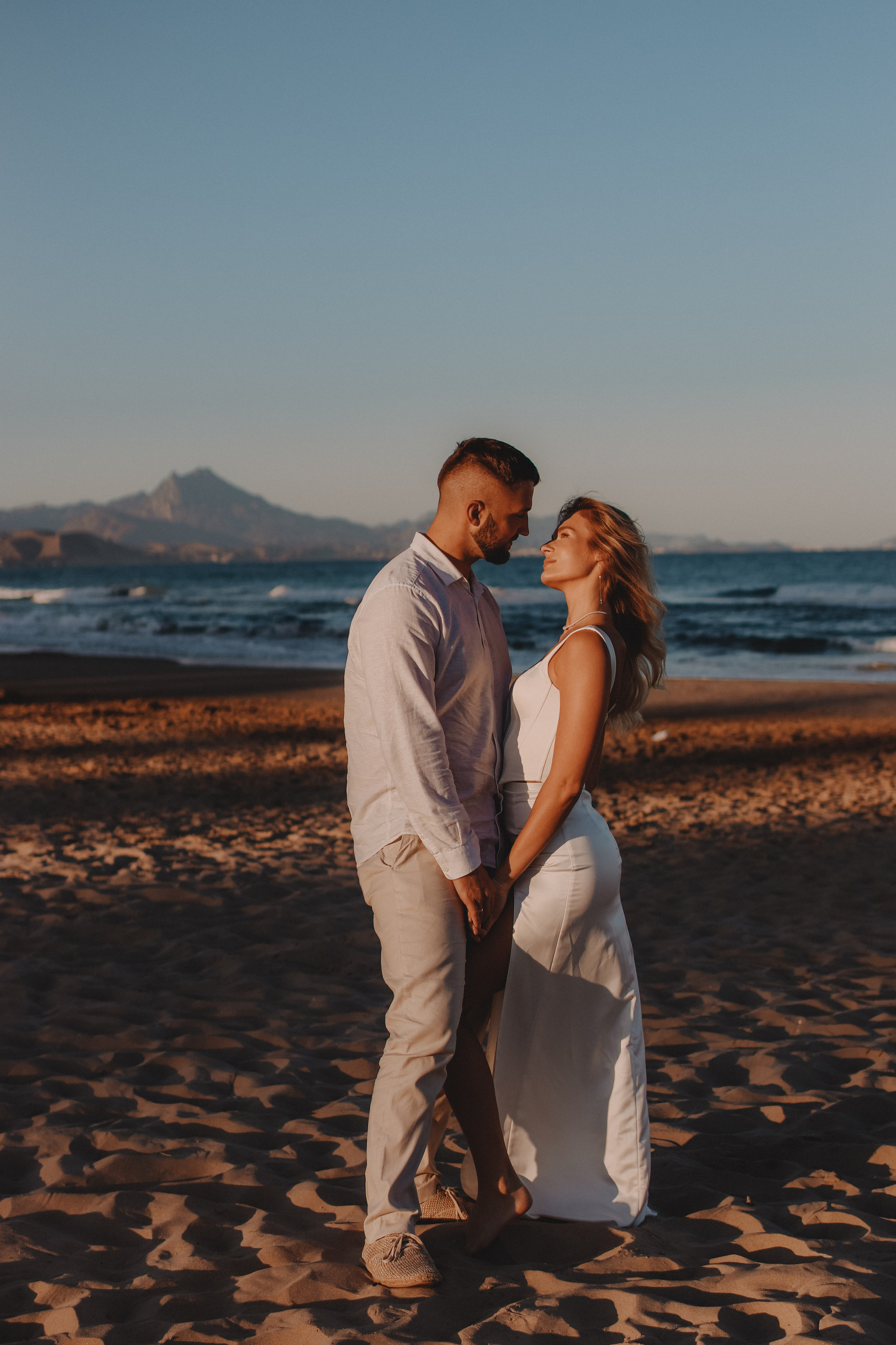 April 2023 — Vika & Egor Elopement wedding in Alicante. Wedding & love story photographer Prague, Europe Elizaveta Gritsenko