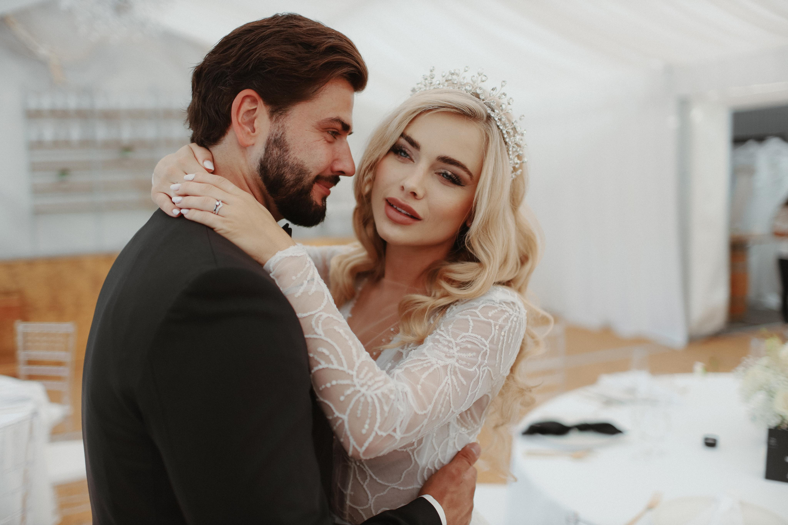 September 2023 — Wedding Hrad Kunzov. Wedding & love story photographer Prague, Europe Elizaveta Gritsenko