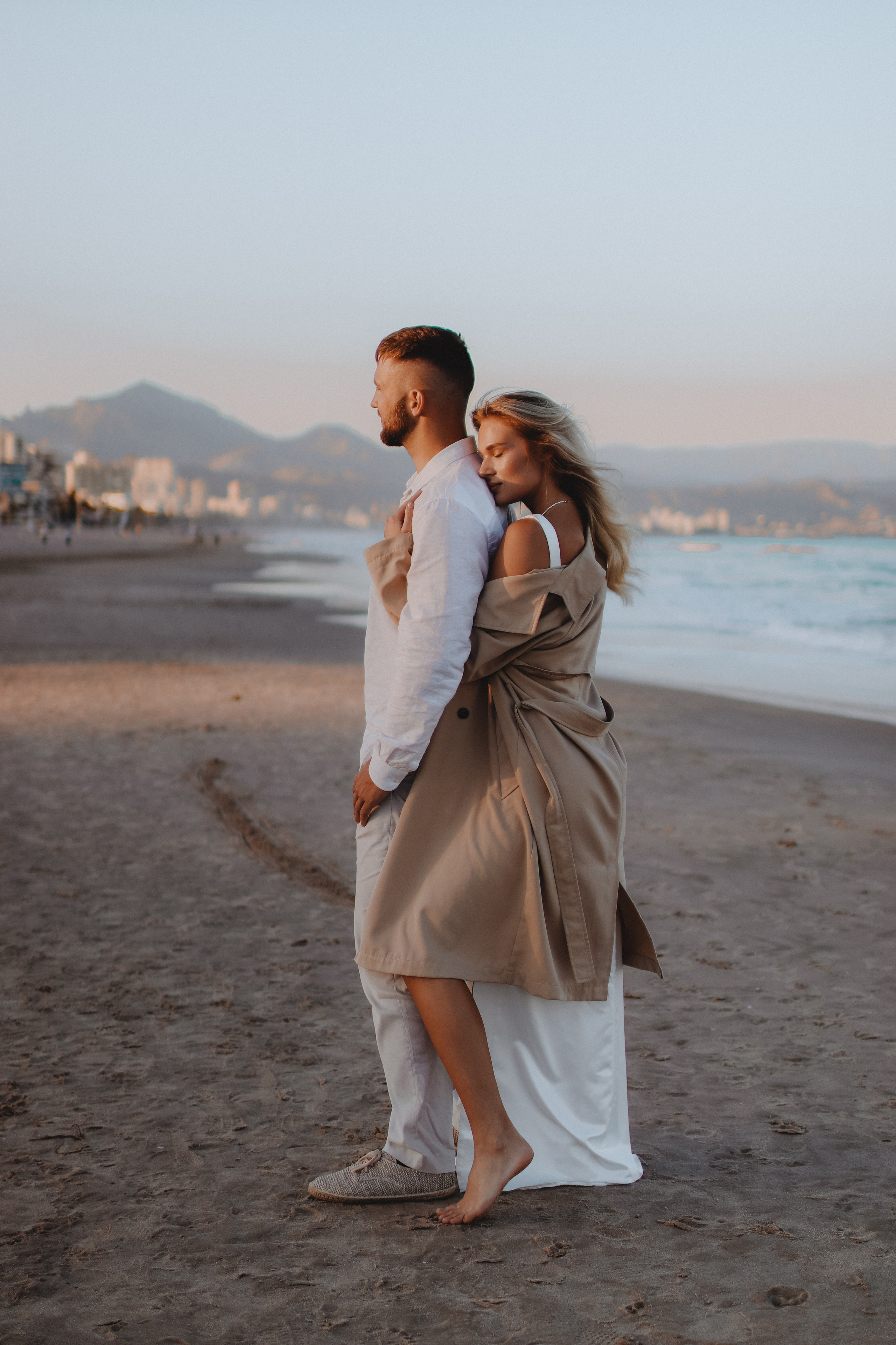 April 2023 — Vika & Egor Elopement wedding in Alicante. Wedding & love story photographer Prague, Europe Elizaveta Gritsenko