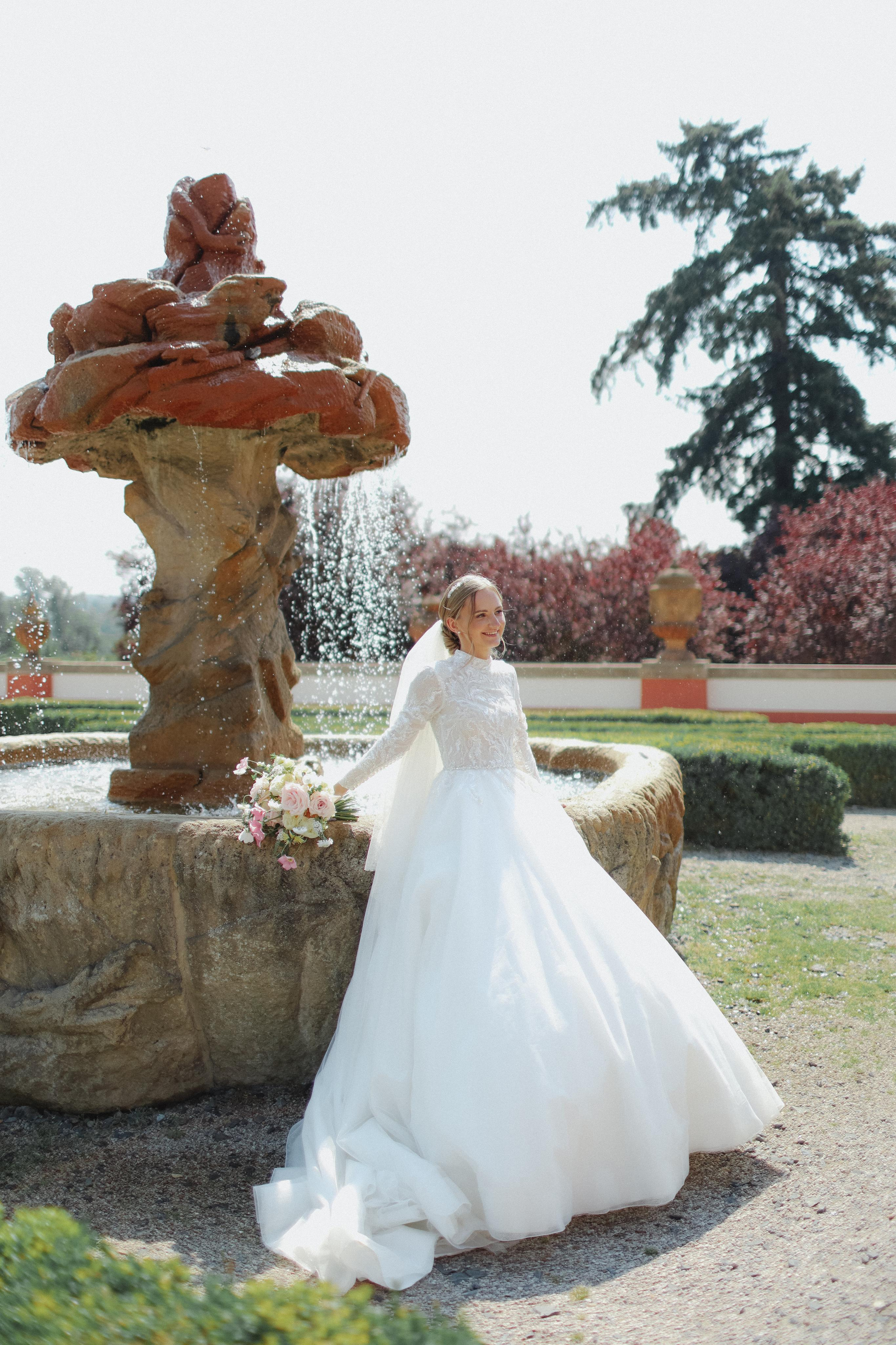 August 2023 — Elizabeth & Evgeniy. Свадебный, лав стори фотограф в Праге, Европе Елизавета Гриценко