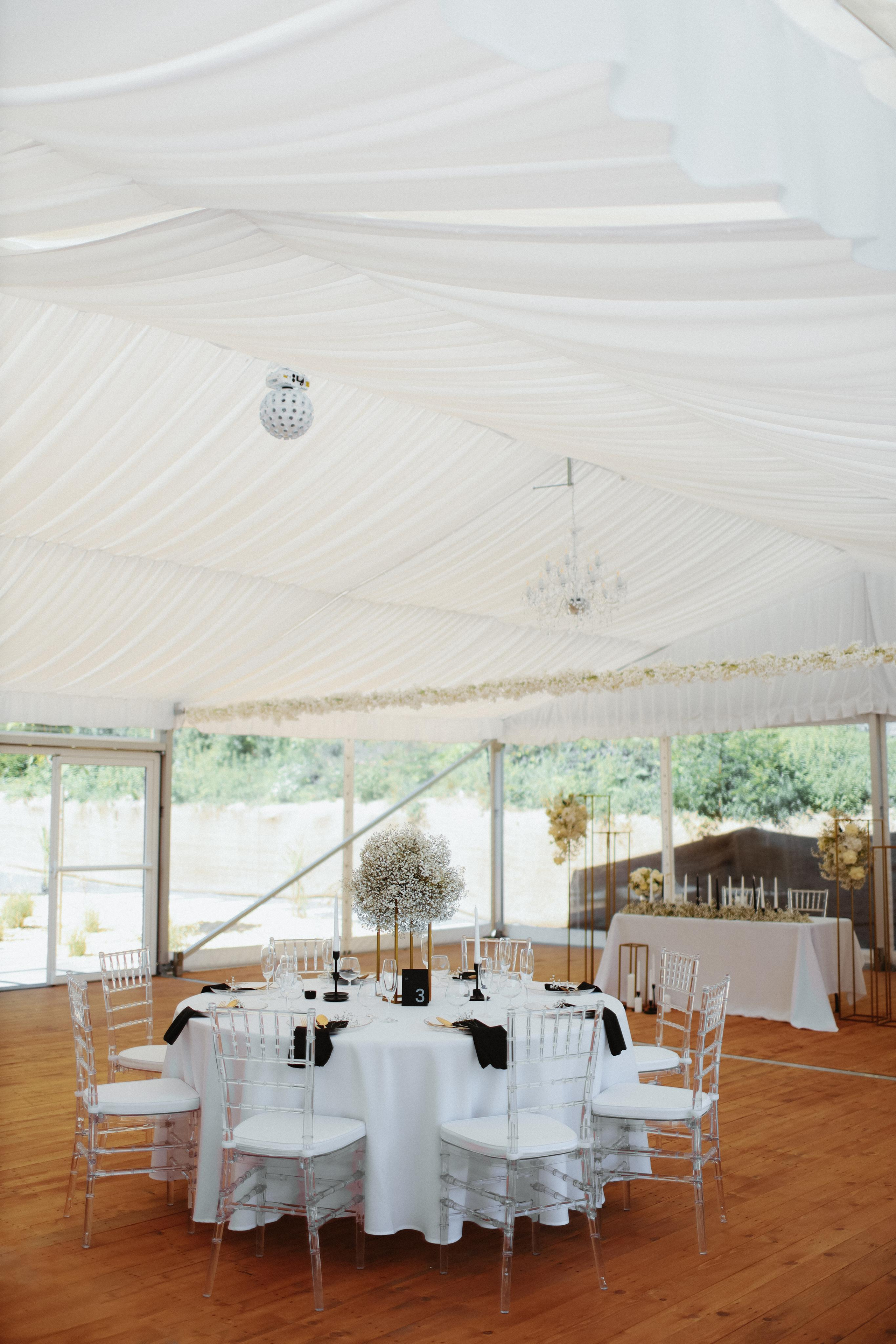 September 2023 — Wedding Hrad Kunzov. Wedding & love story photographer Prague, Europe Elizaveta Gritsenko