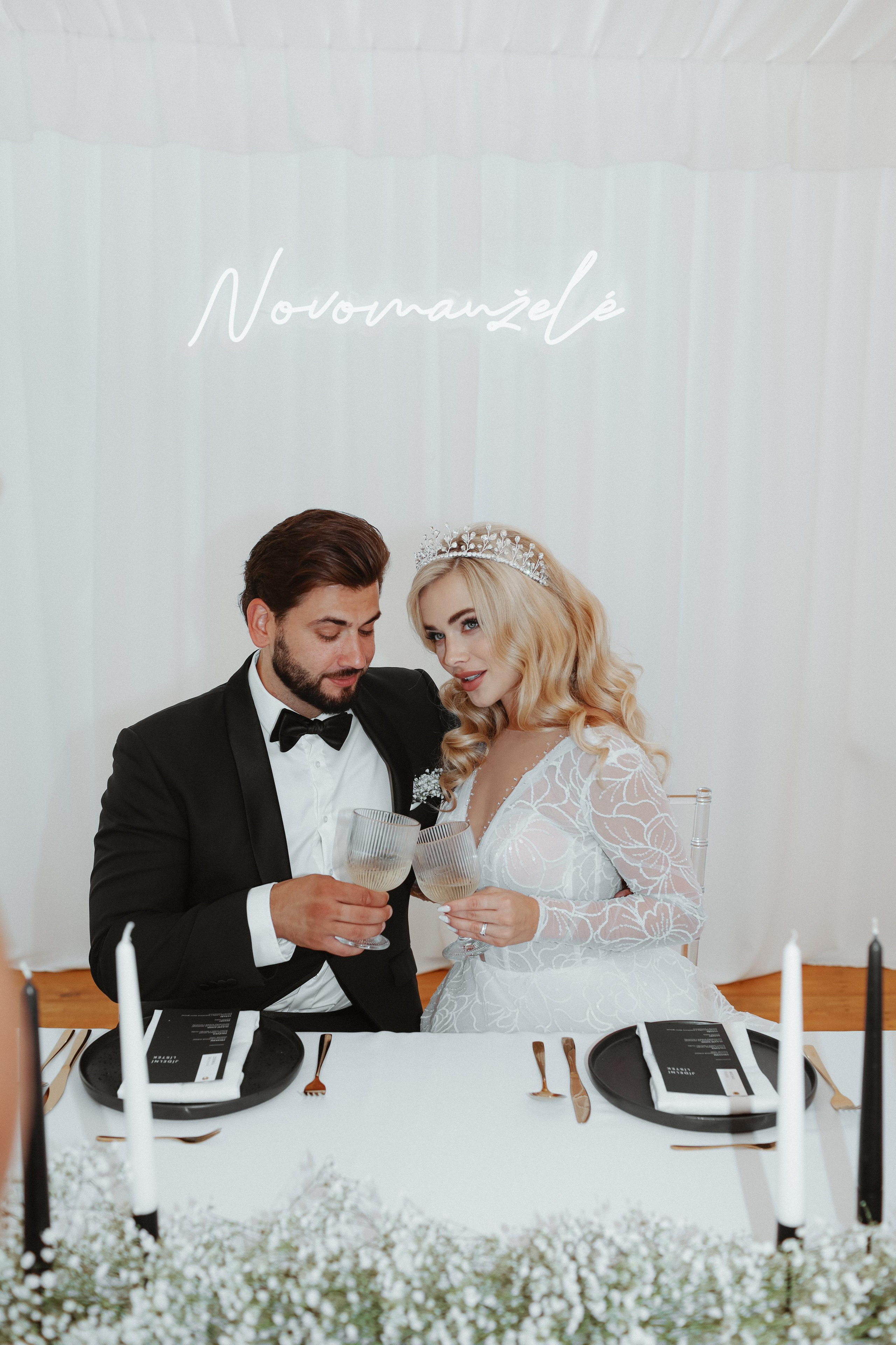 September 2023 — Wedding Hrad Kunzov. Wedding & love story photographer Prague, Europe Elizaveta Gritsenko