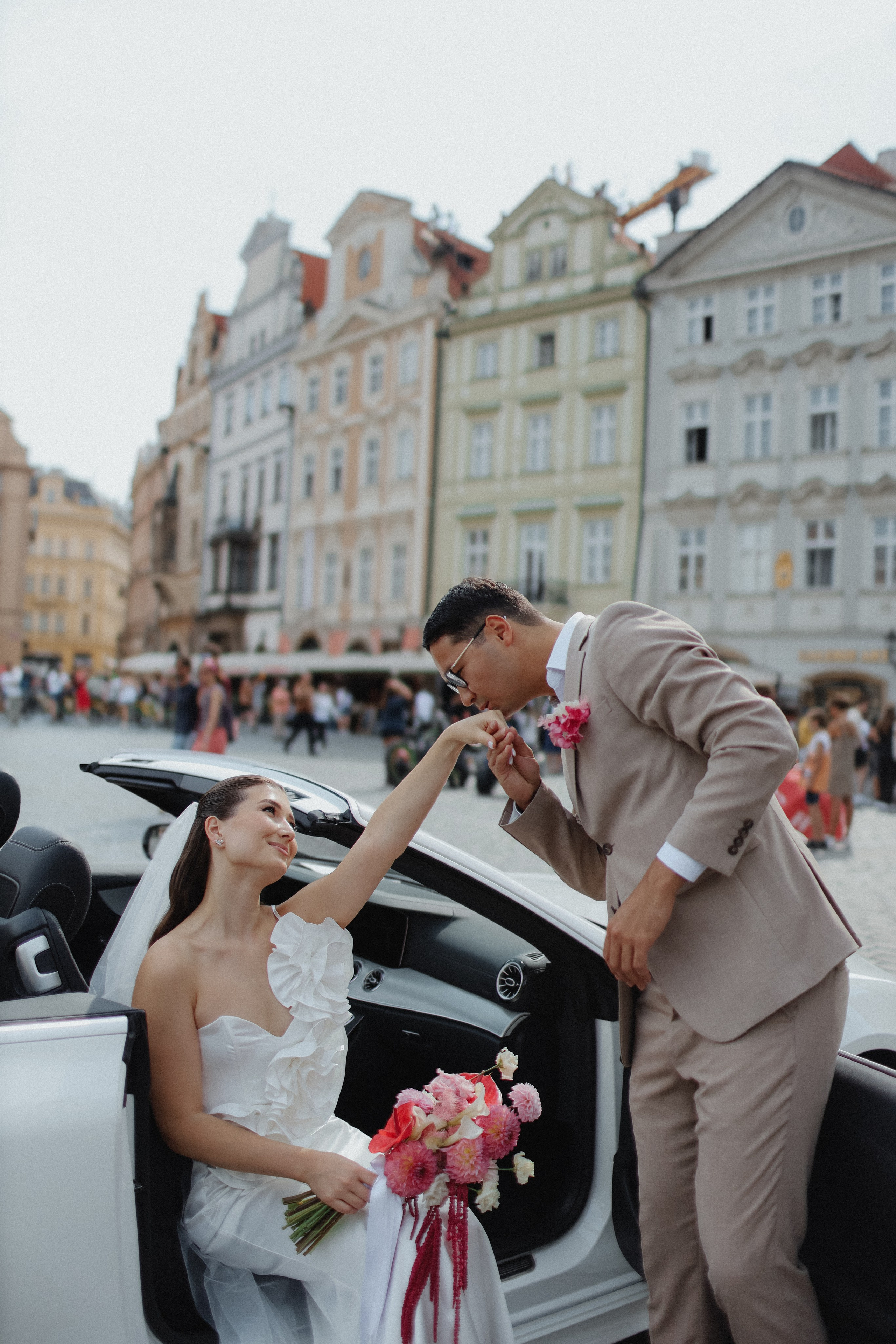 August 2024 — Rufina & Aldar intimate wedding. Wedding & love story photographer Prague, Europe Elizaveta Gritsenko
