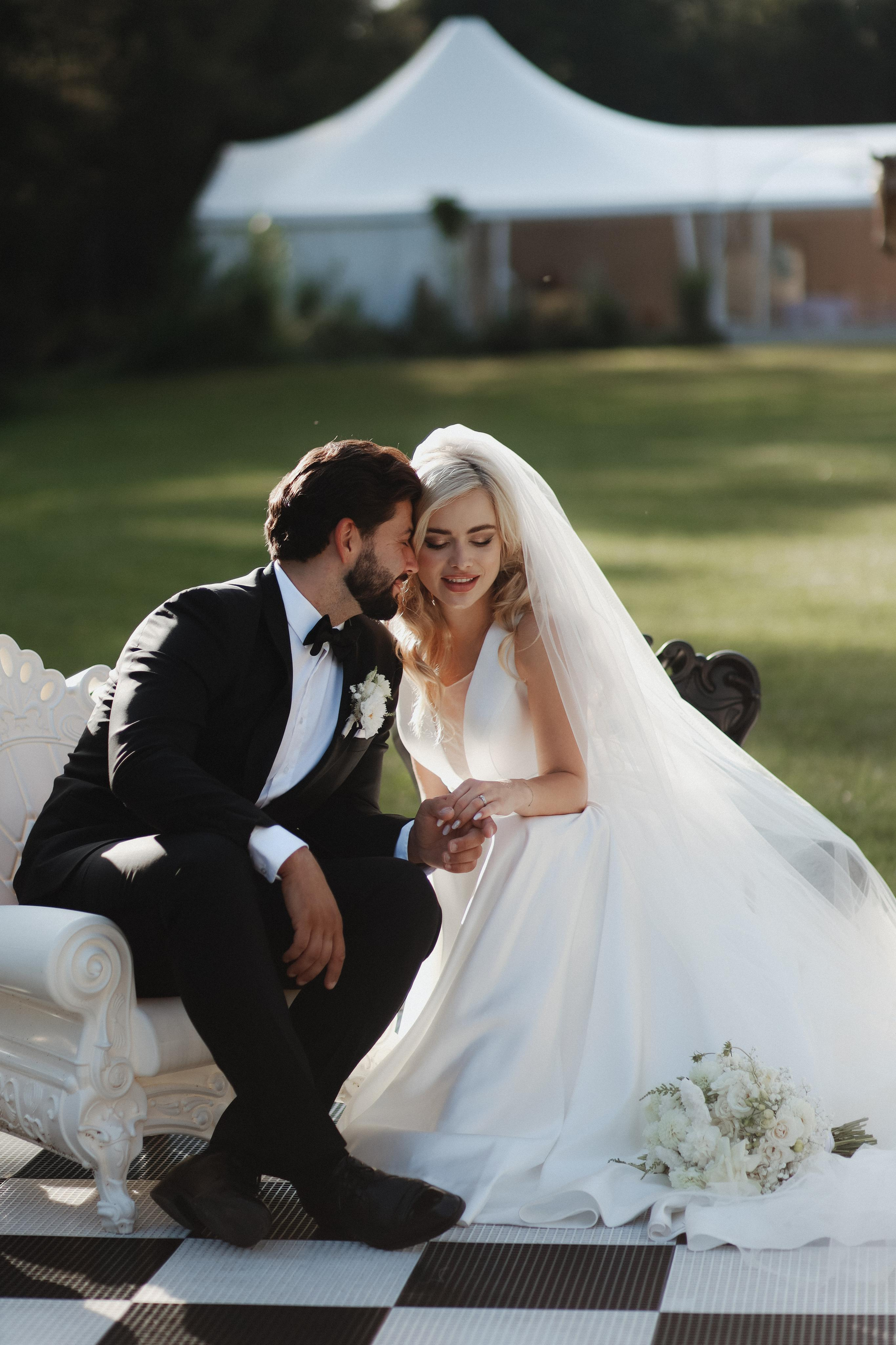 September 2023 — Wedding Hrad Kunzov. Wedding & love story photographer Prague, Europe Elizaveta Gritsenko