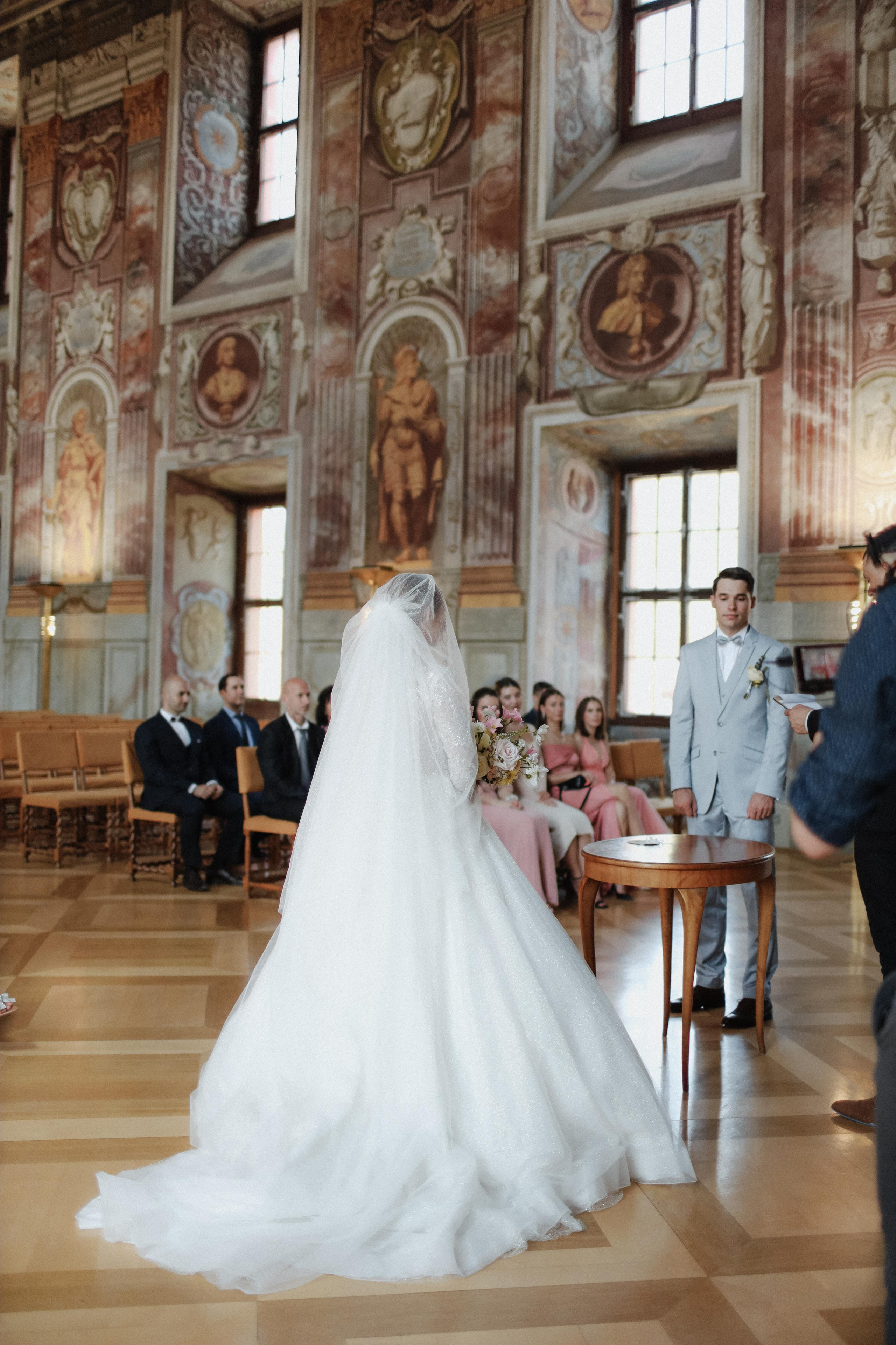 August 2023 — Elizabeth & Evgeniy. Свадебный, лав стори фотограф в Праге, Европе Елизавета Гриценко
